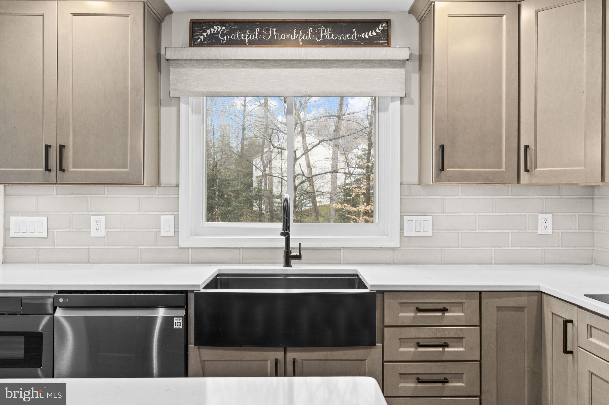 MEADOWBROOK WOODS - Residential