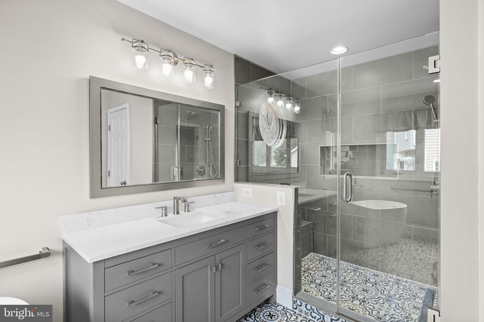 MEADOWBROOK WOODS - Residential