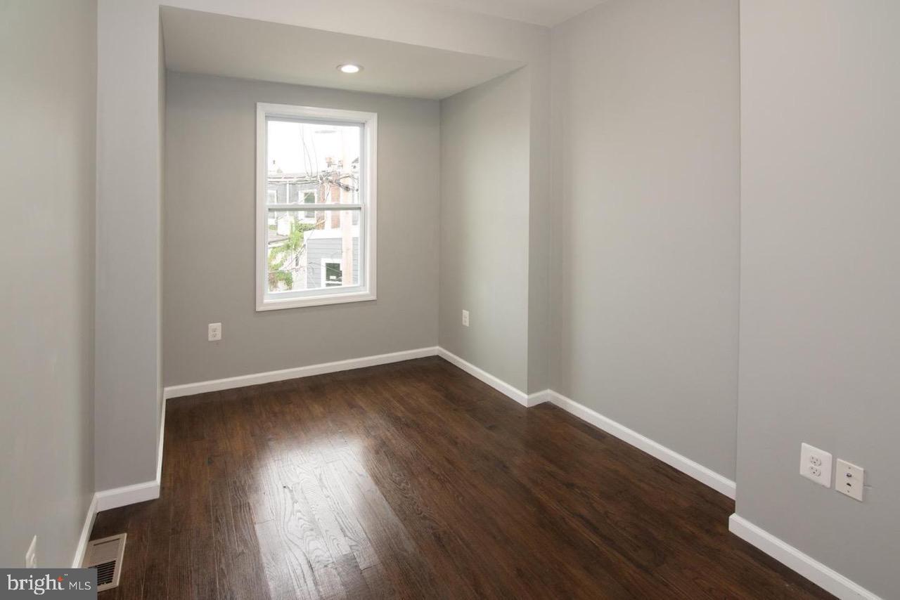 HERITAGE CROSSING - Residential