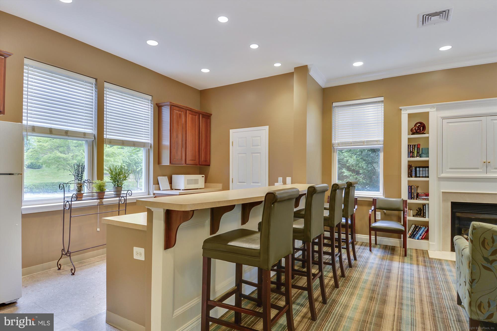 LAKELANDS RIDGE - Residential