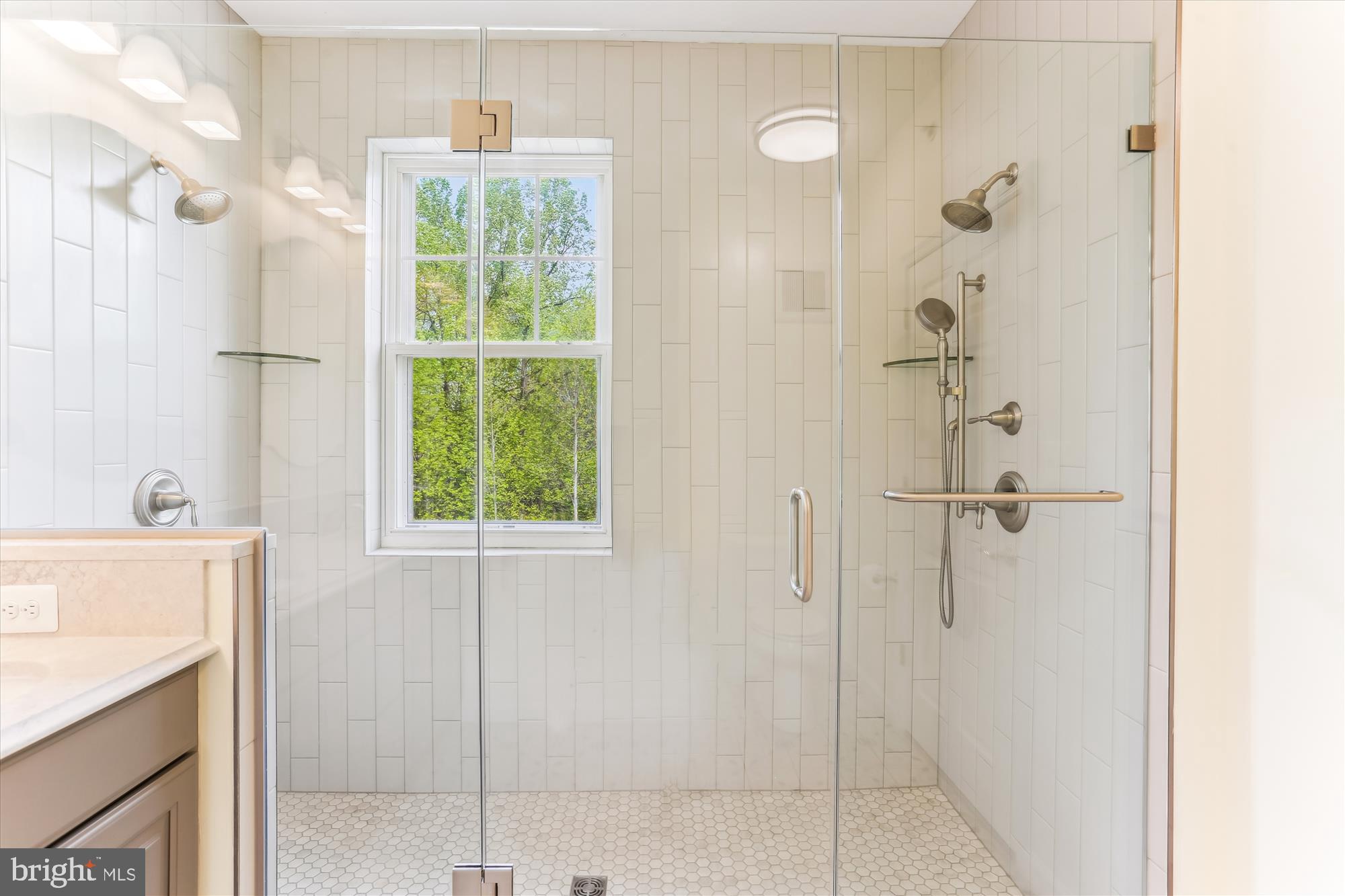 LAKELANDS RIDGE - Residential