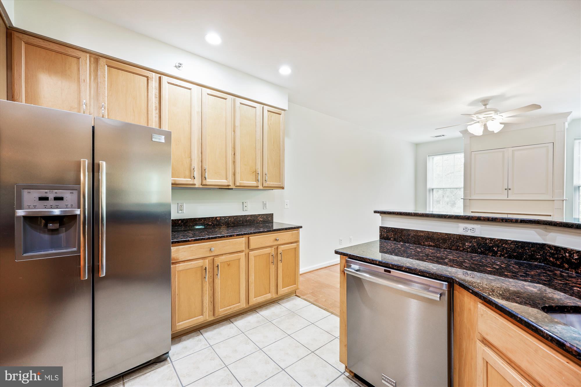 LAKELANDS RIDGE - Residential