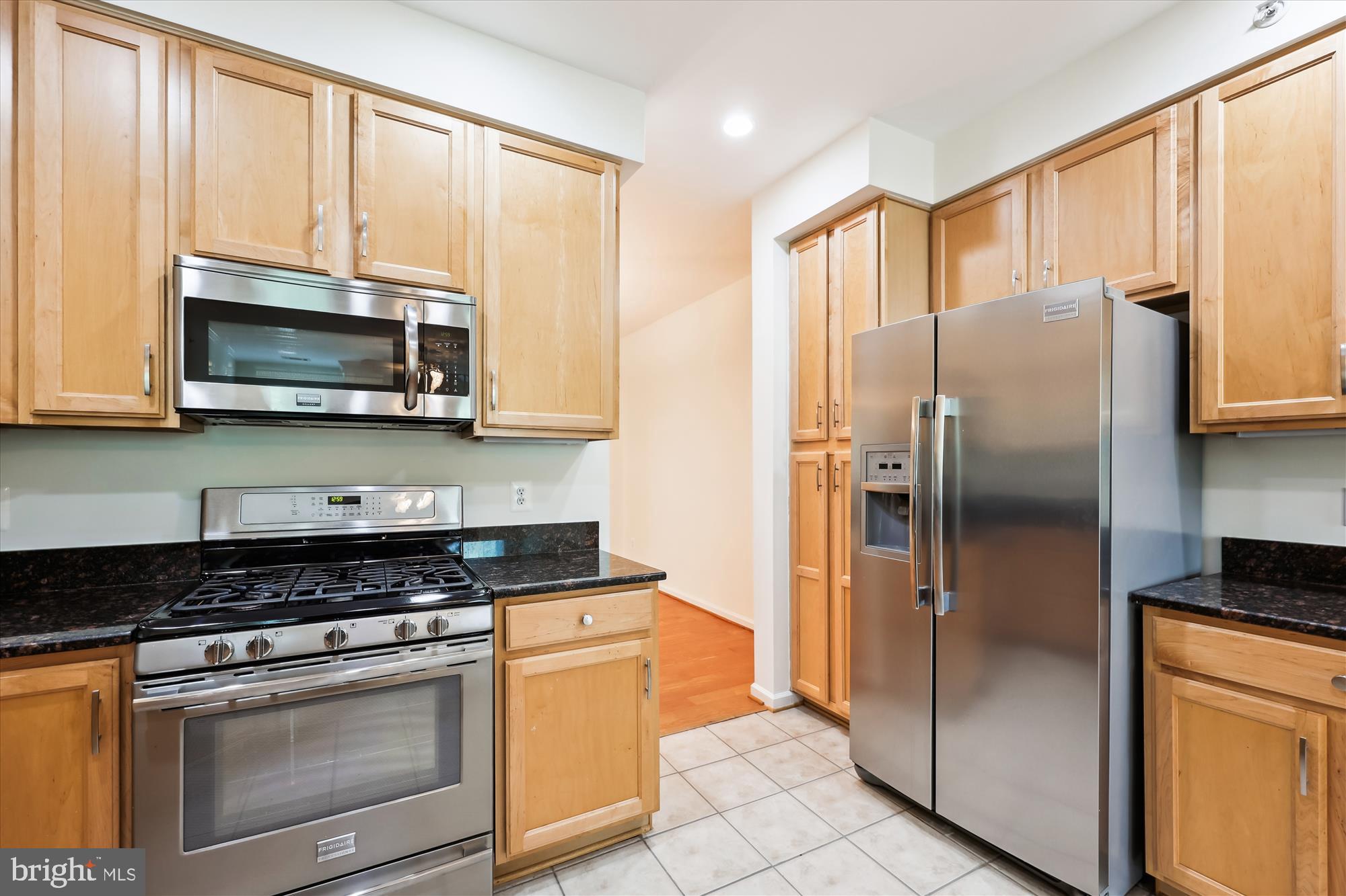 LAKELANDS RIDGE - Residential