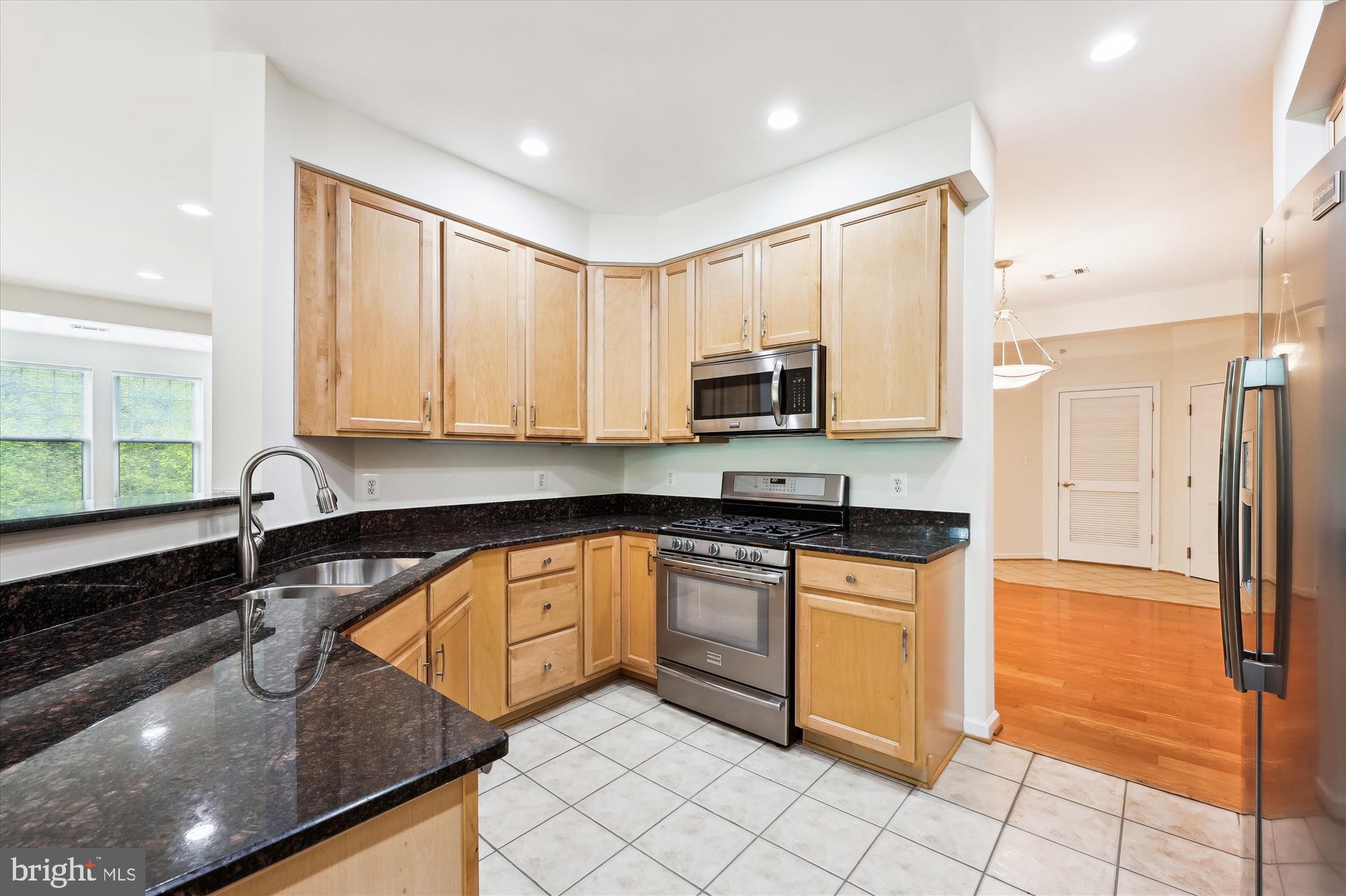 LAKELANDS RIDGE - Residential