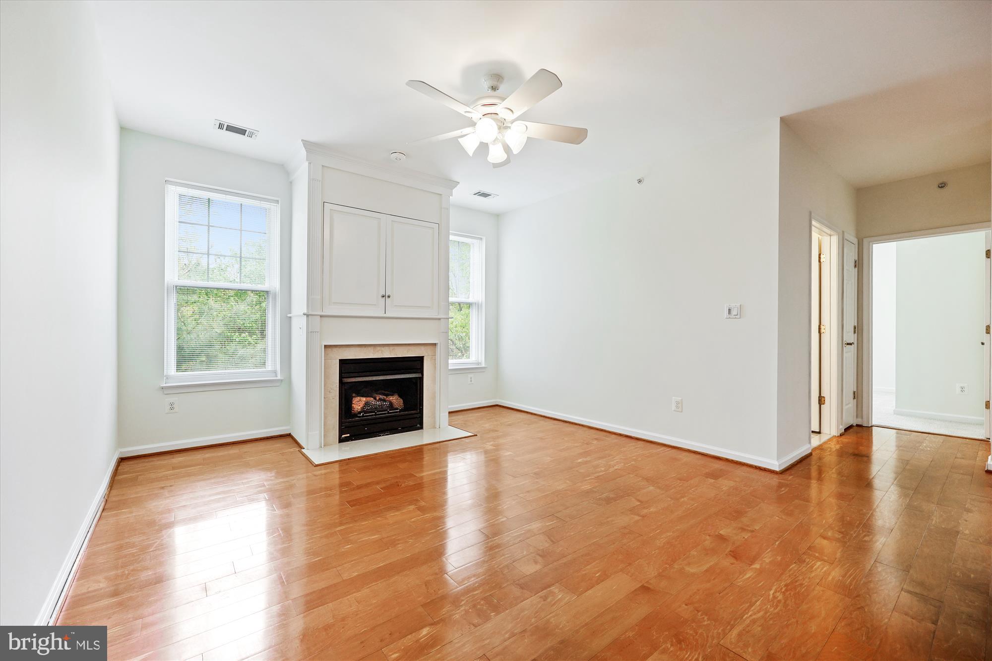 LAKELANDS RIDGE - Residential