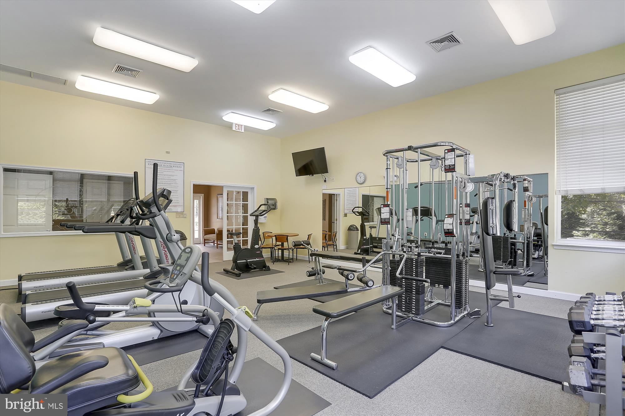 LAKELANDS RIDGE - Residential