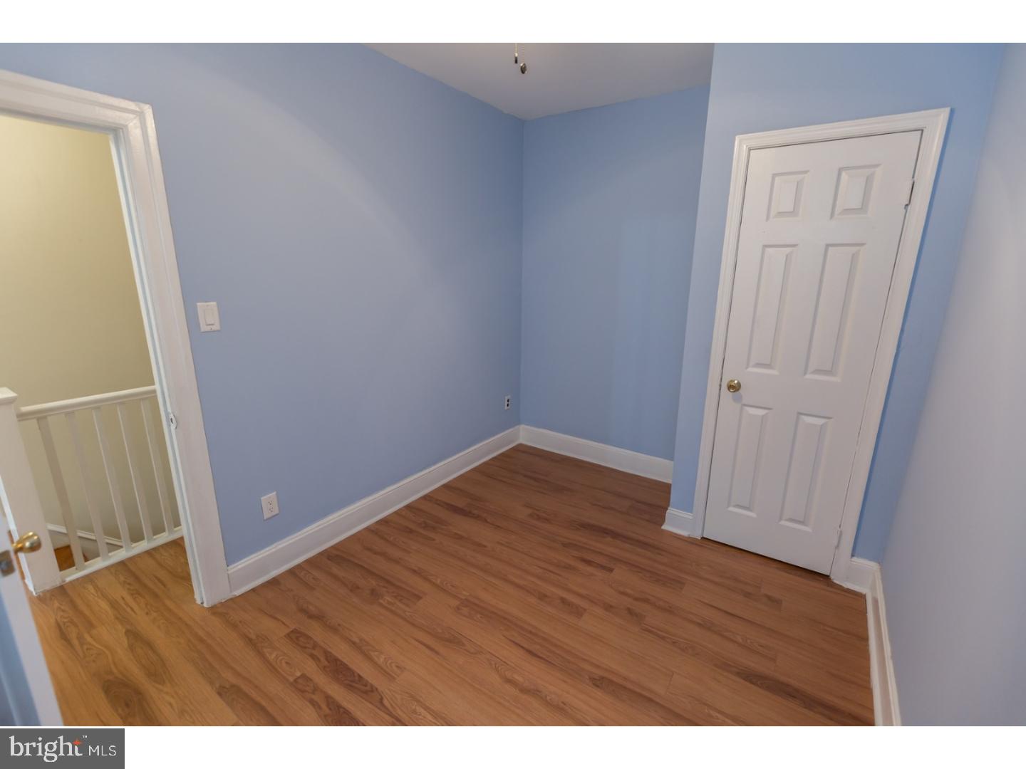 PORT RICHMOND - Residential Lease