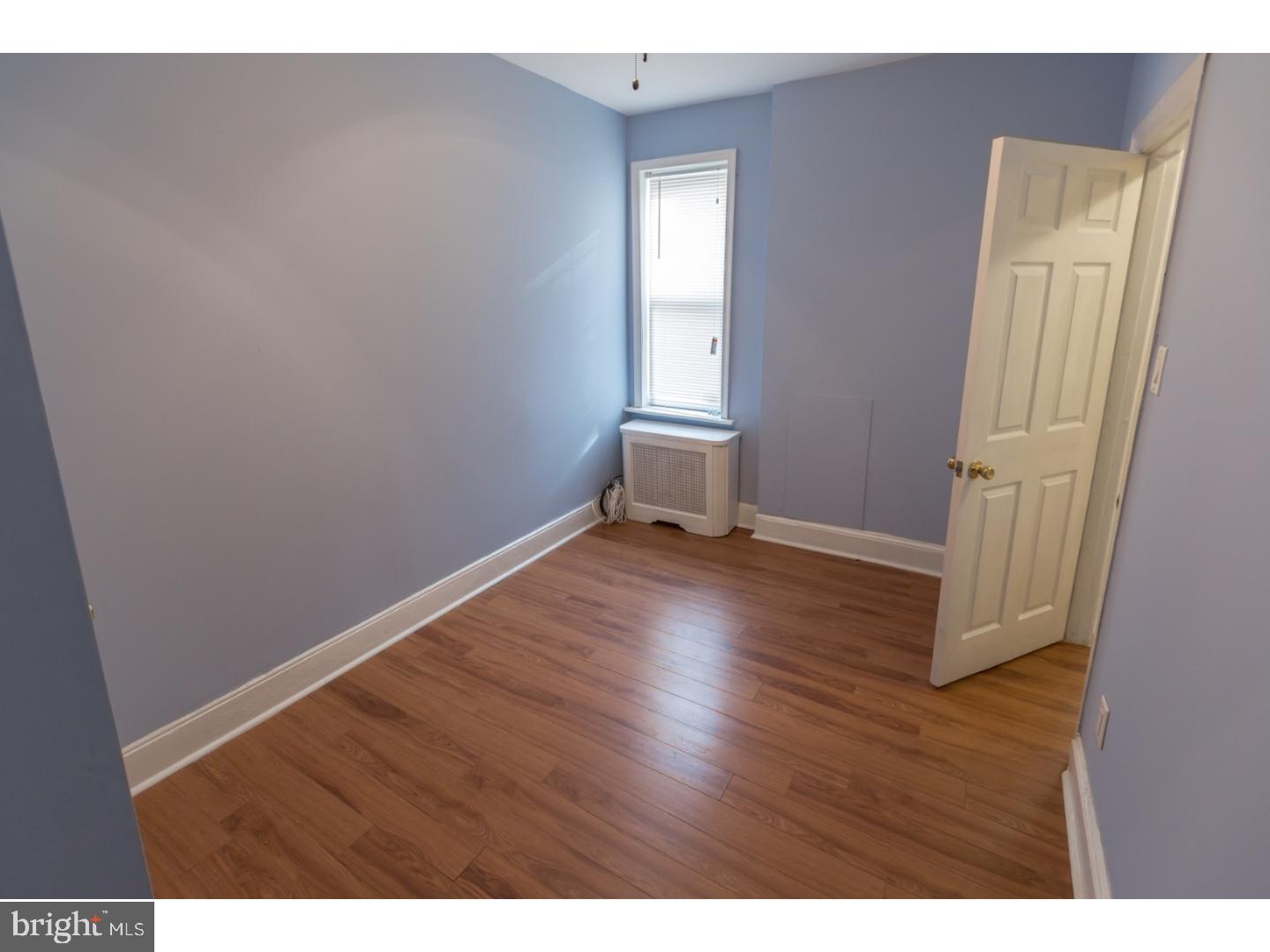 PORT RICHMOND - Residential Lease