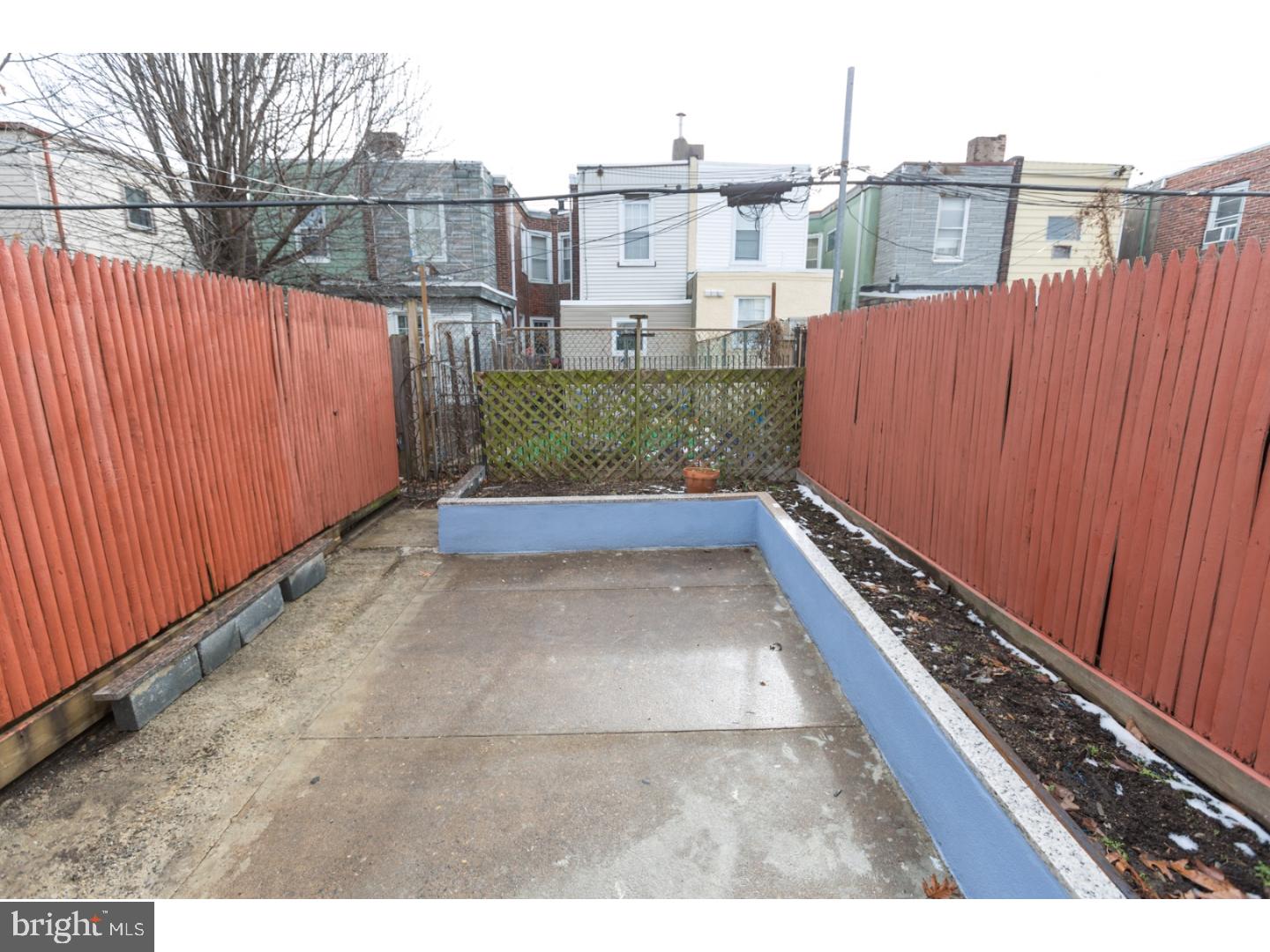 PORT RICHMOND - Residential Lease