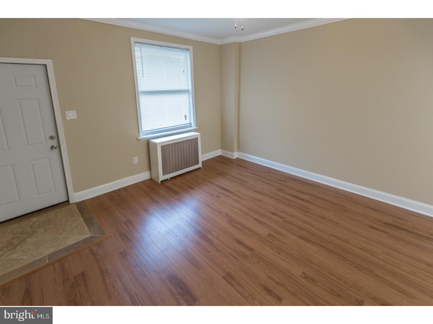 PORT RICHMOND - Residential Lease