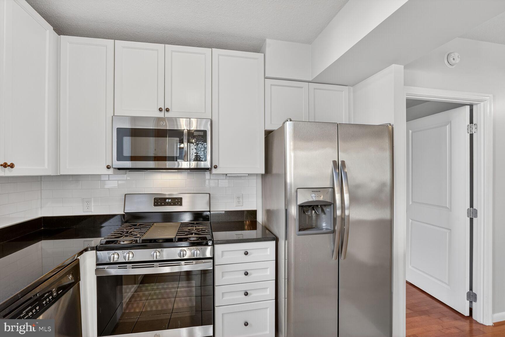 CONTINENTAL - Residential