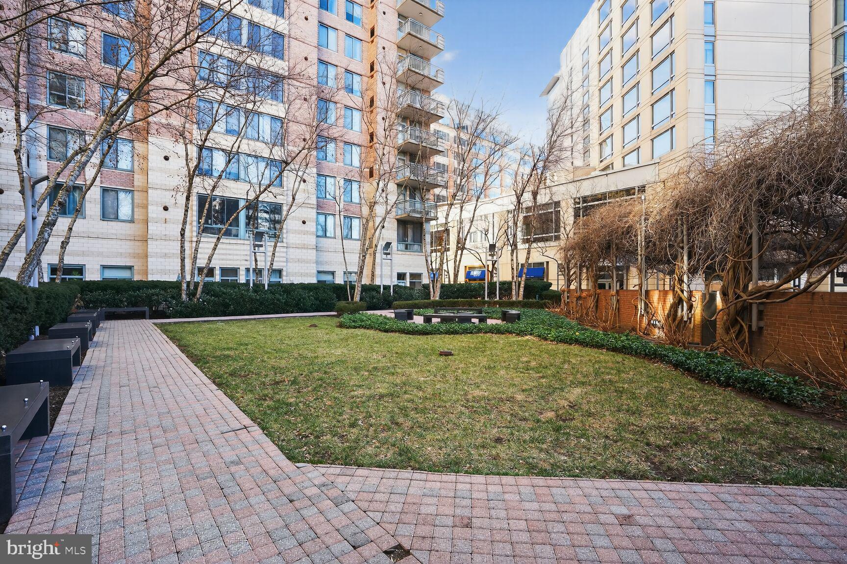 CONTINENTAL - Residential