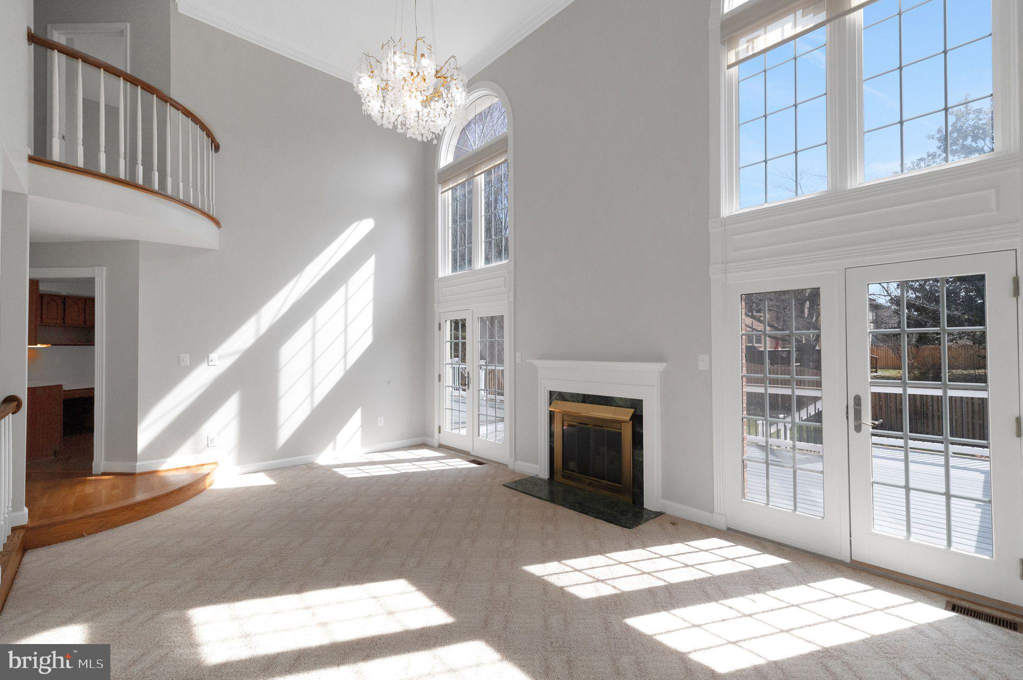 WEST END MANOR - Residential