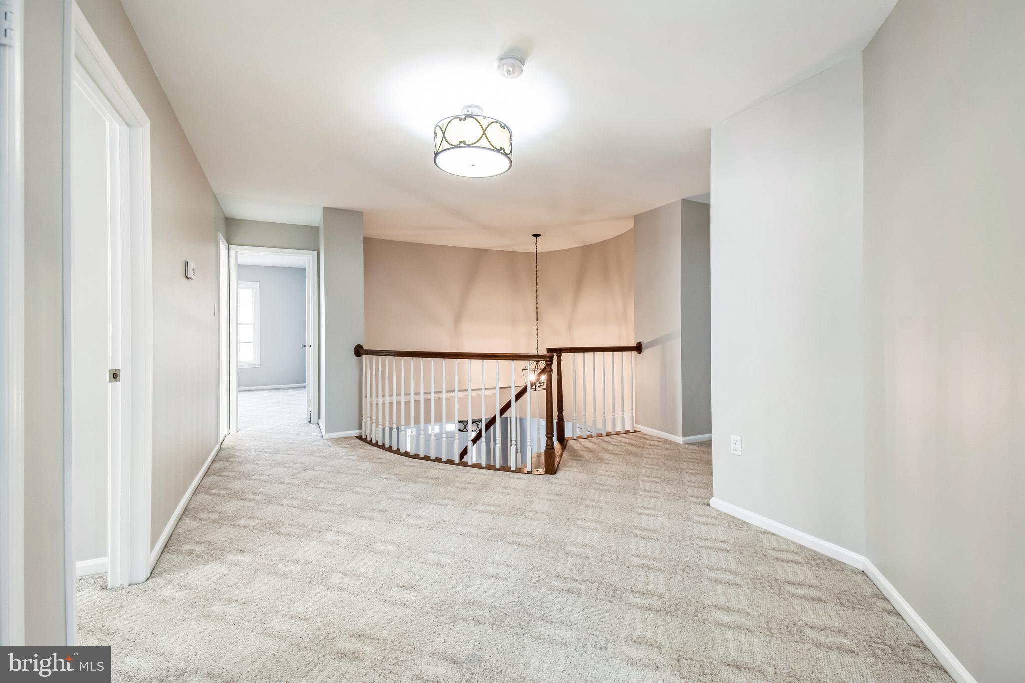 WEST END MANOR - Residential