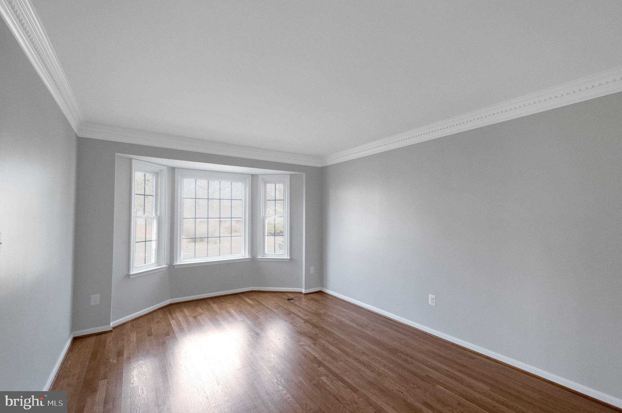 WEST END MANOR - Residential