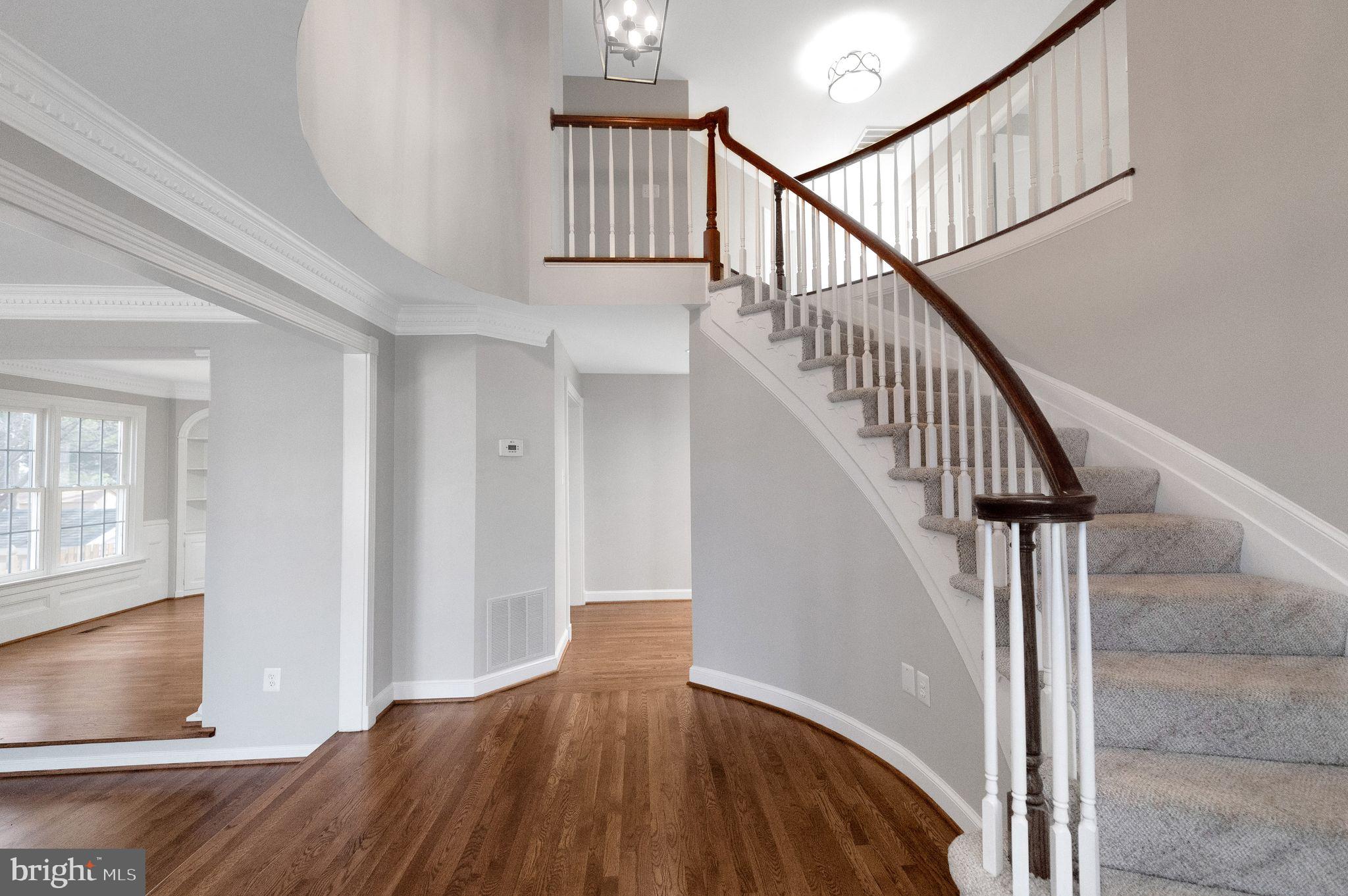 WEST END MANOR - Residential