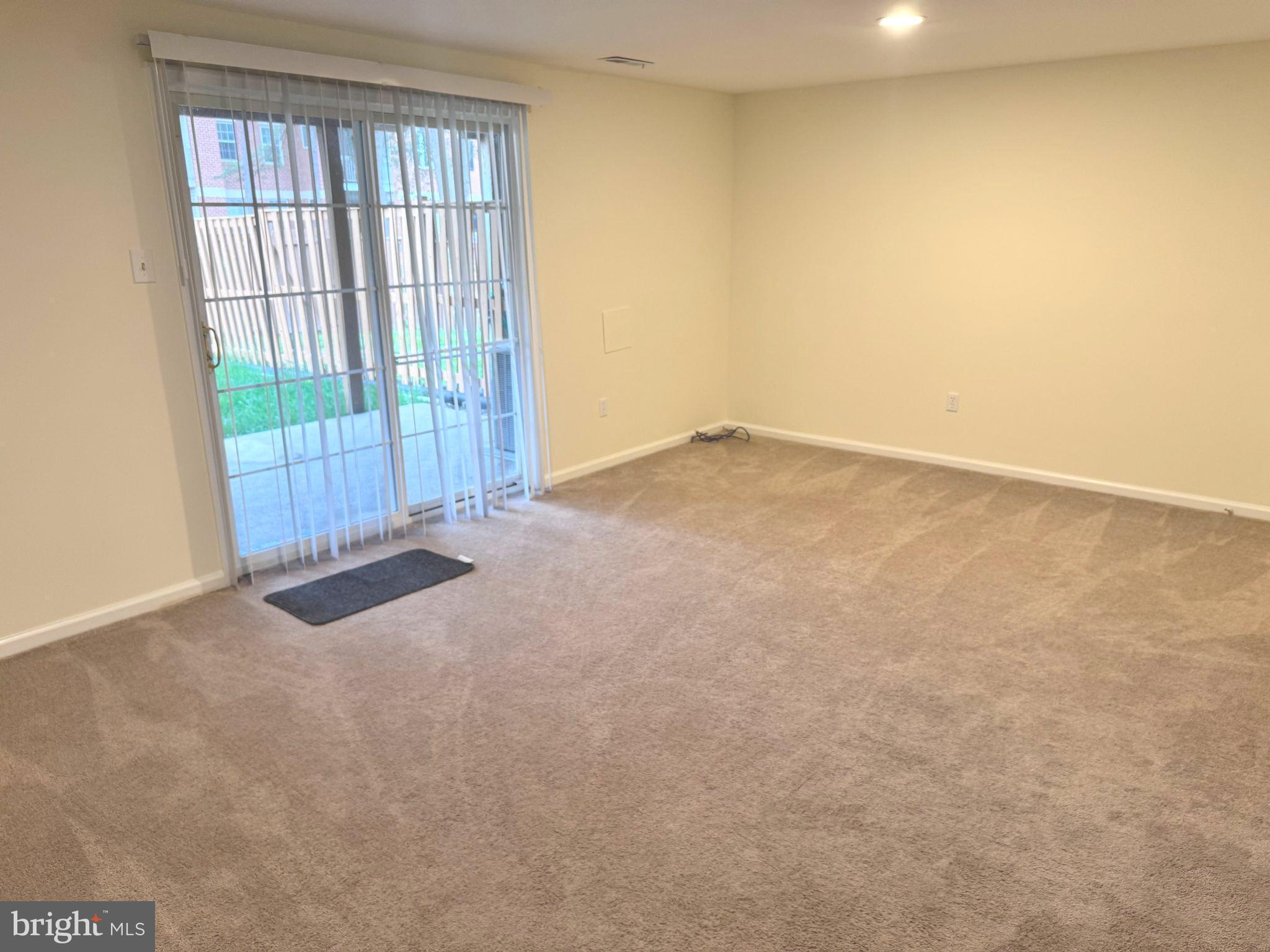 PINEY ORCHARD - Residential Lease