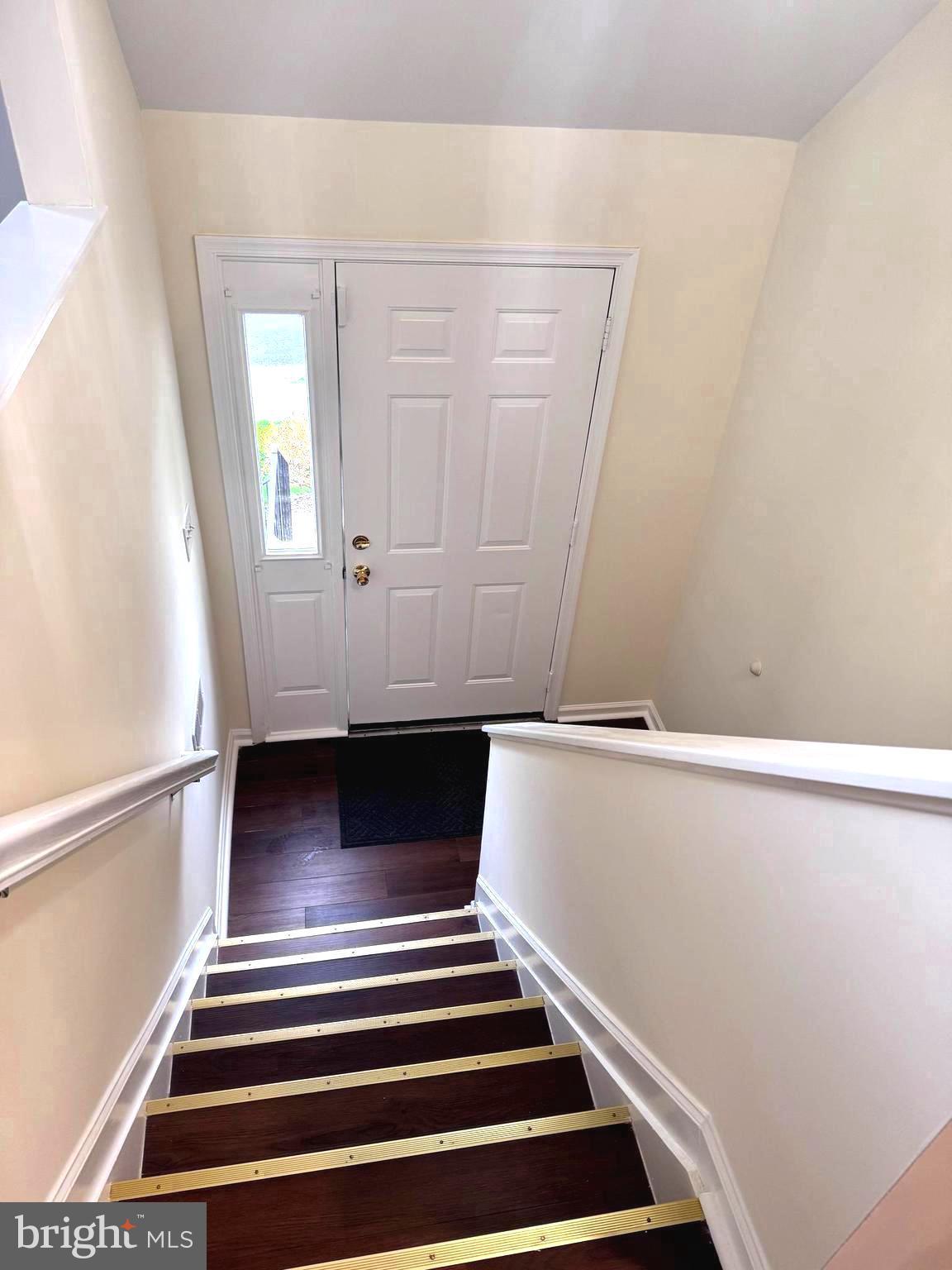 PINEY ORCHARD - Residential Lease