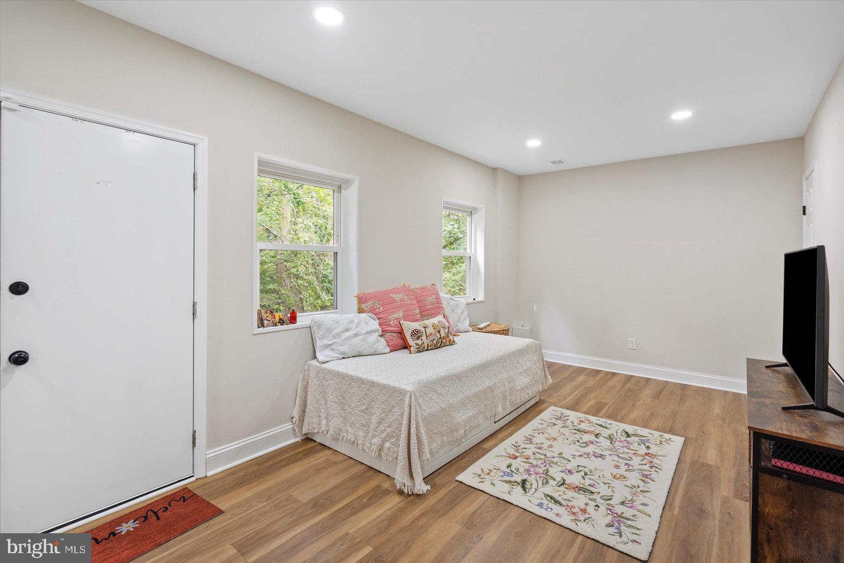 COVENTRY - Residential