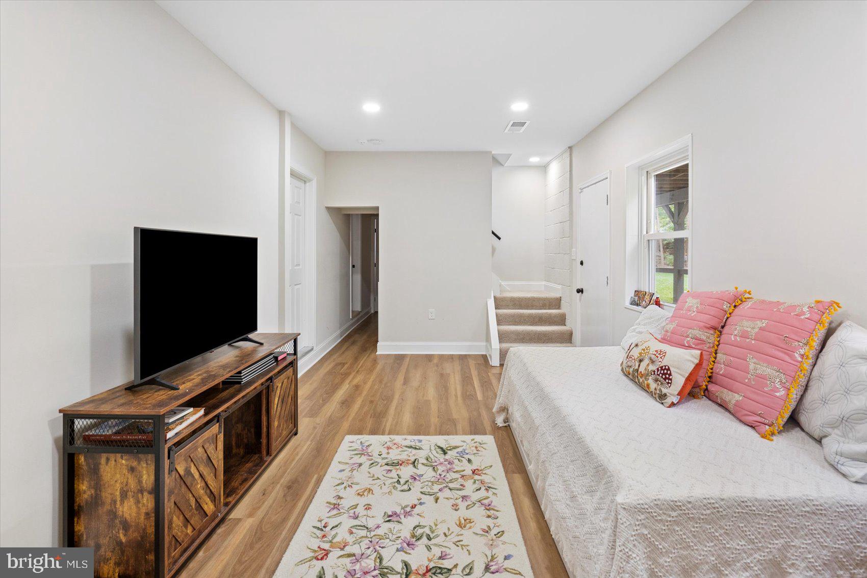 COVENTRY - Residential