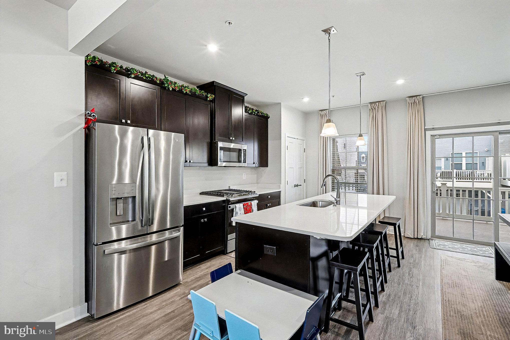 TIMOTHY BRANCH TOWNS - Residential Lease