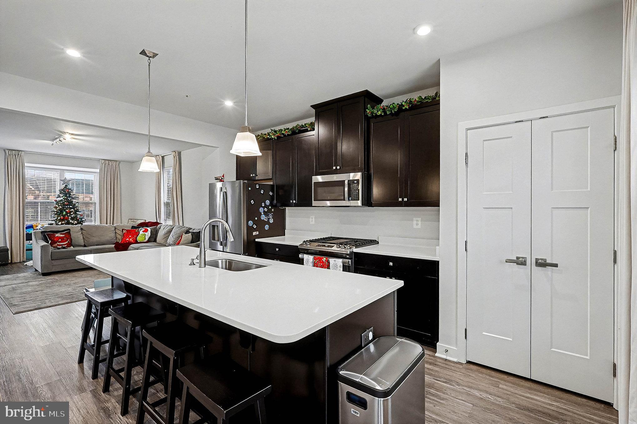 TIMOTHY BRANCH TOWNS - Residential Lease