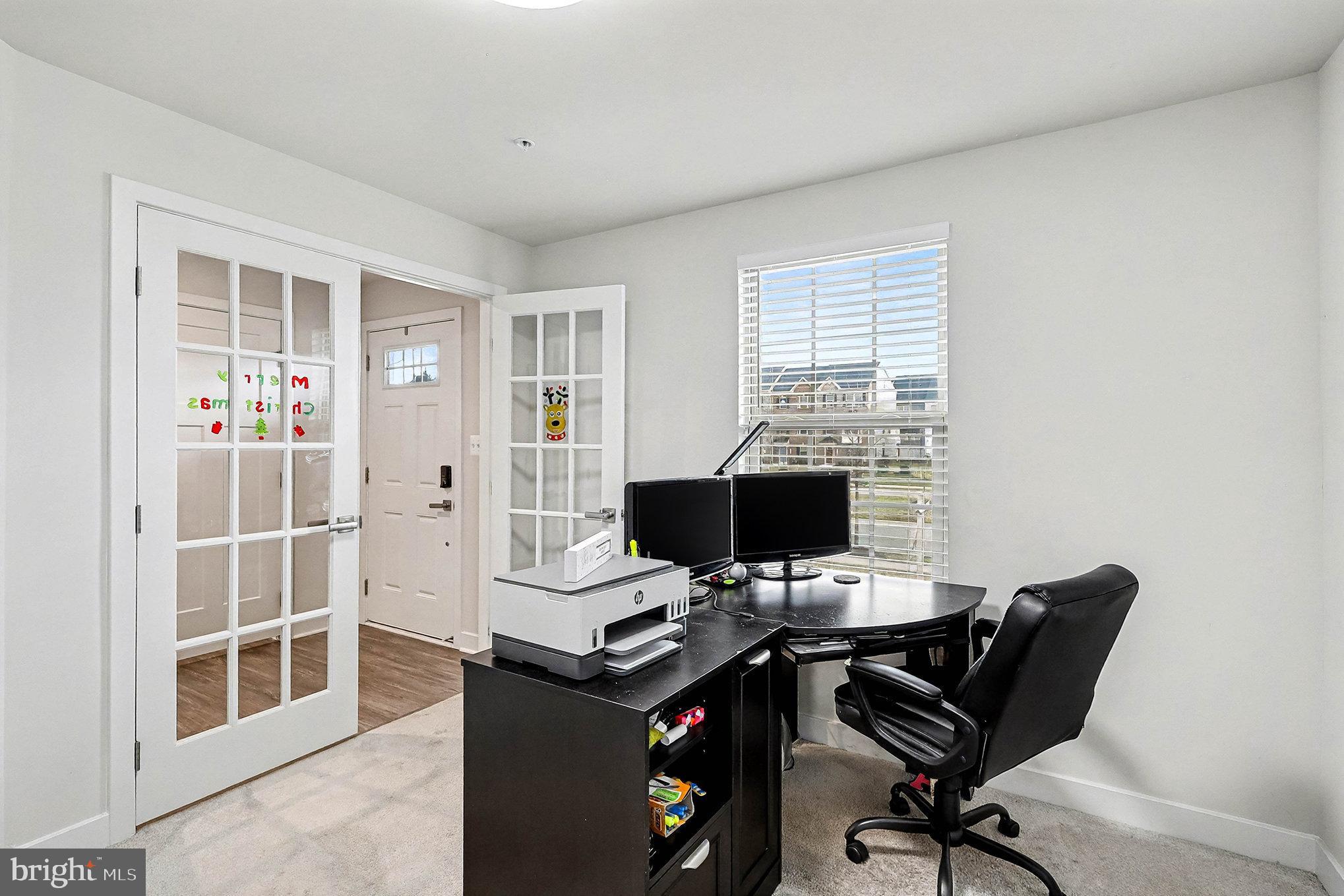 TIMOTHY BRANCH TOWNS - Residential Lease