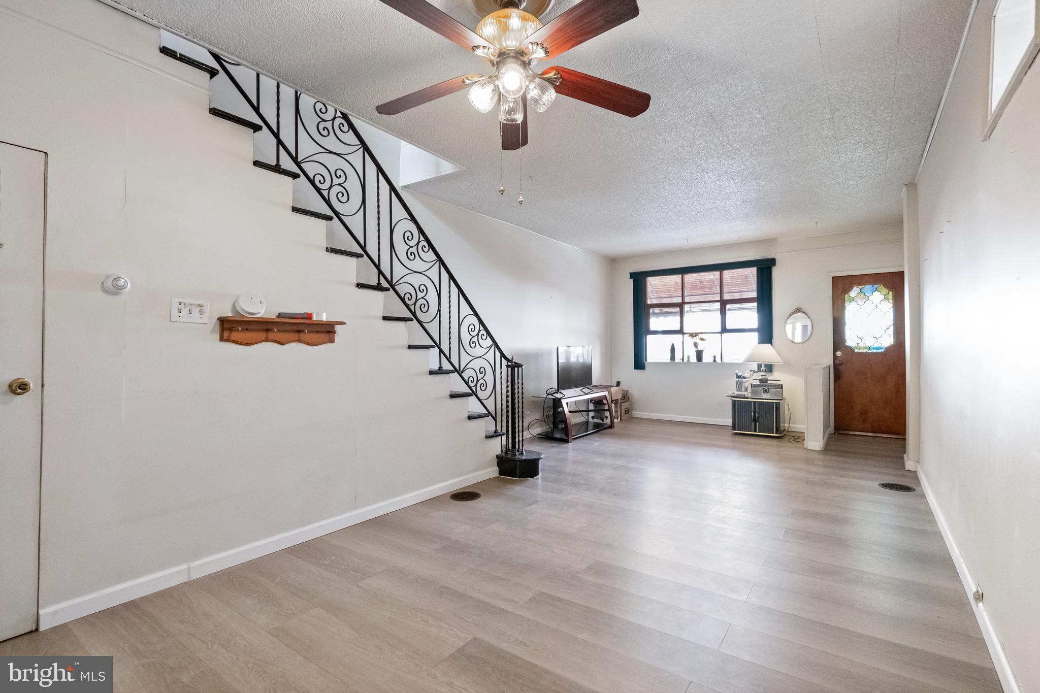 LOWER MOYAMENSING - Residential