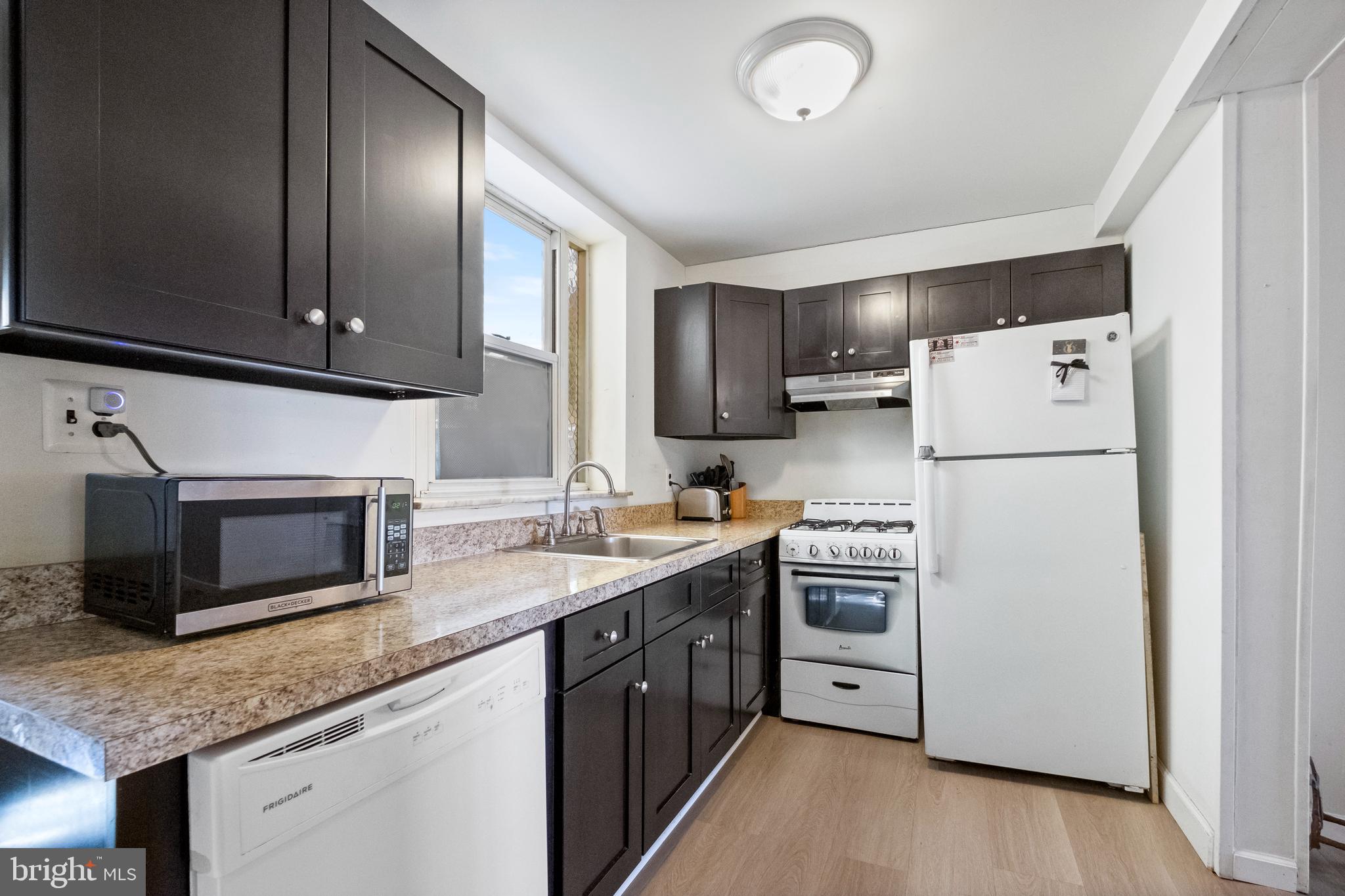 LOWER MOYAMENSING - Residential