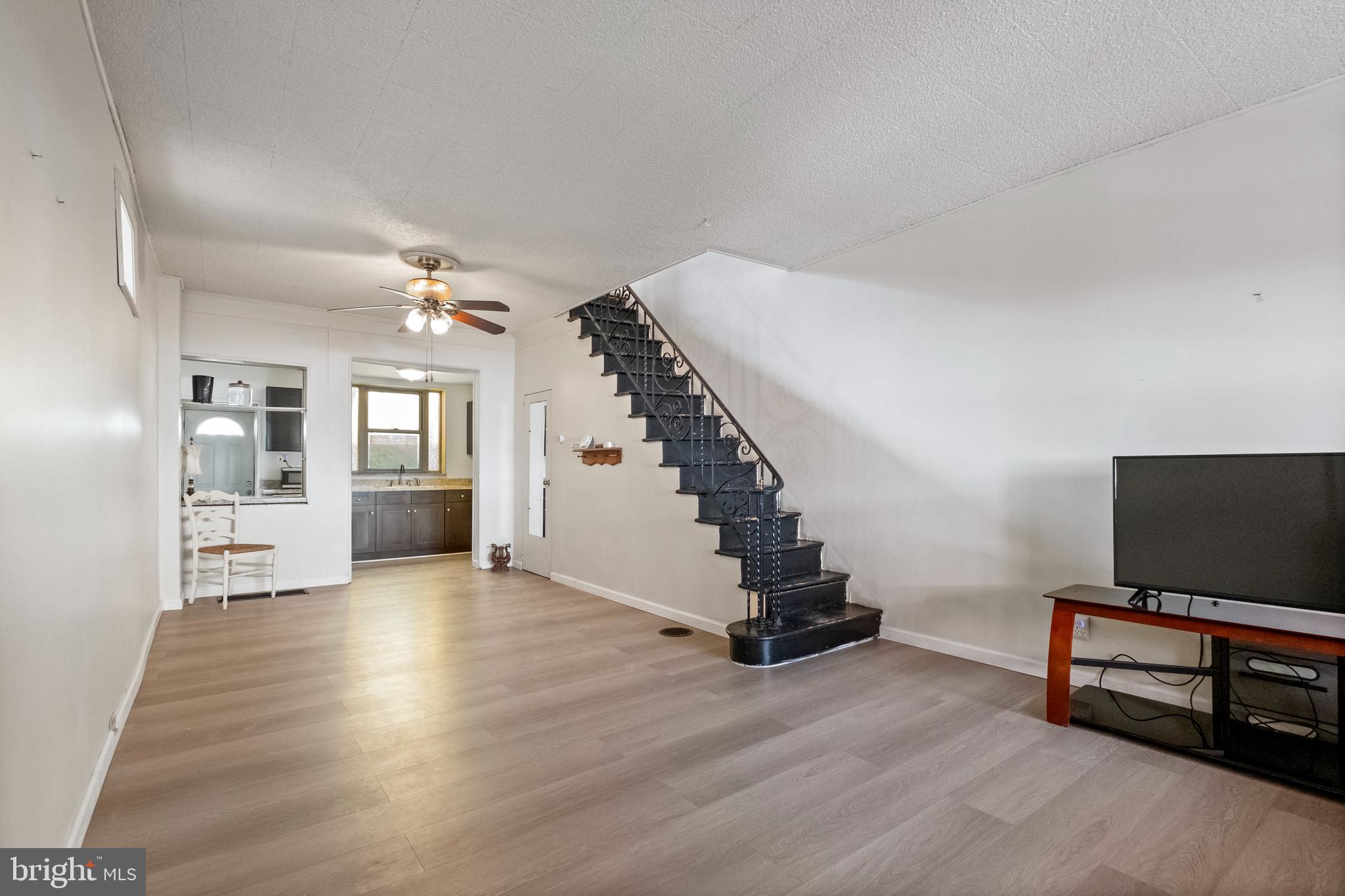 LOWER MOYAMENSING - Residential