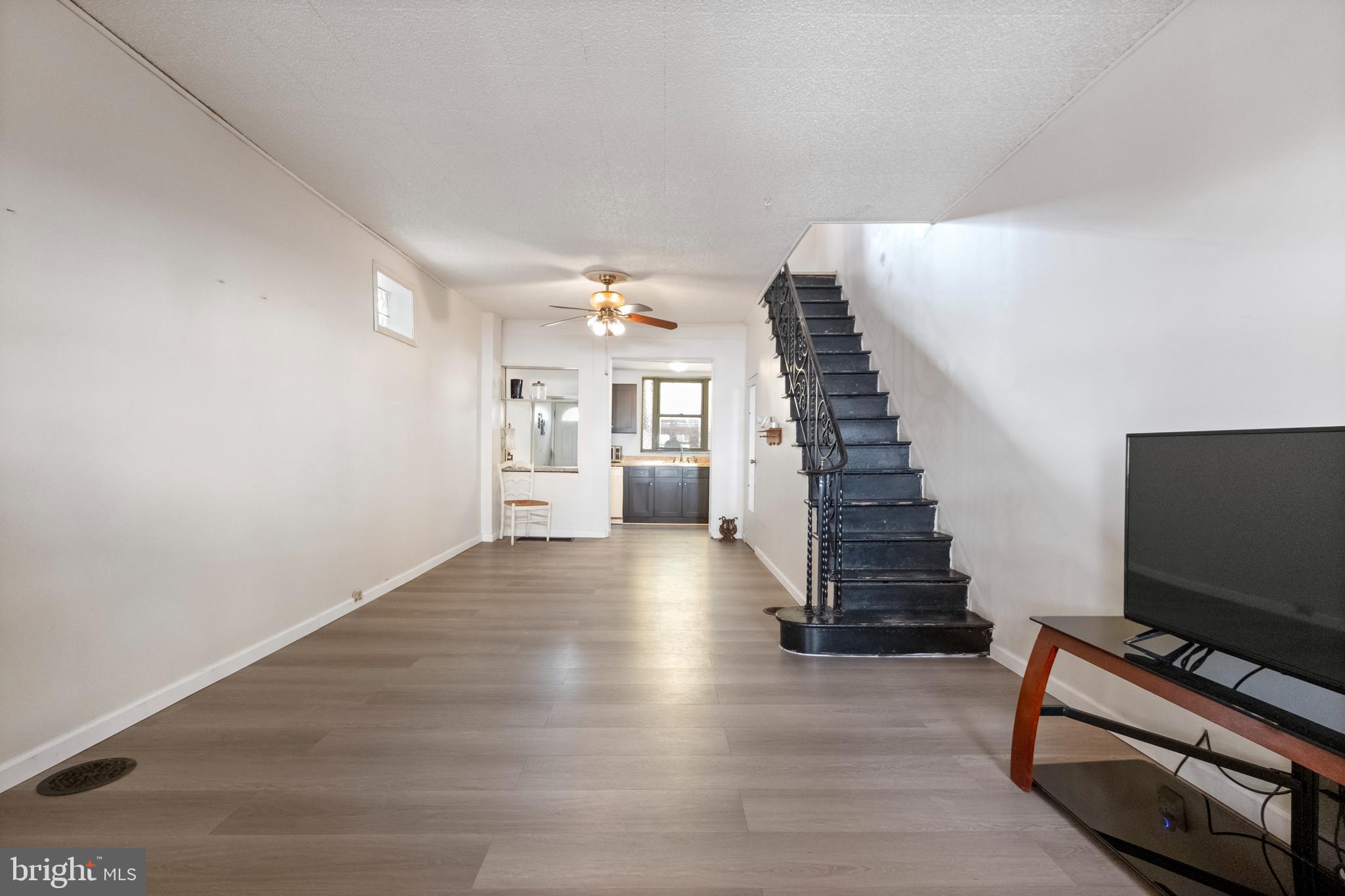 LOWER MOYAMENSING - Residential