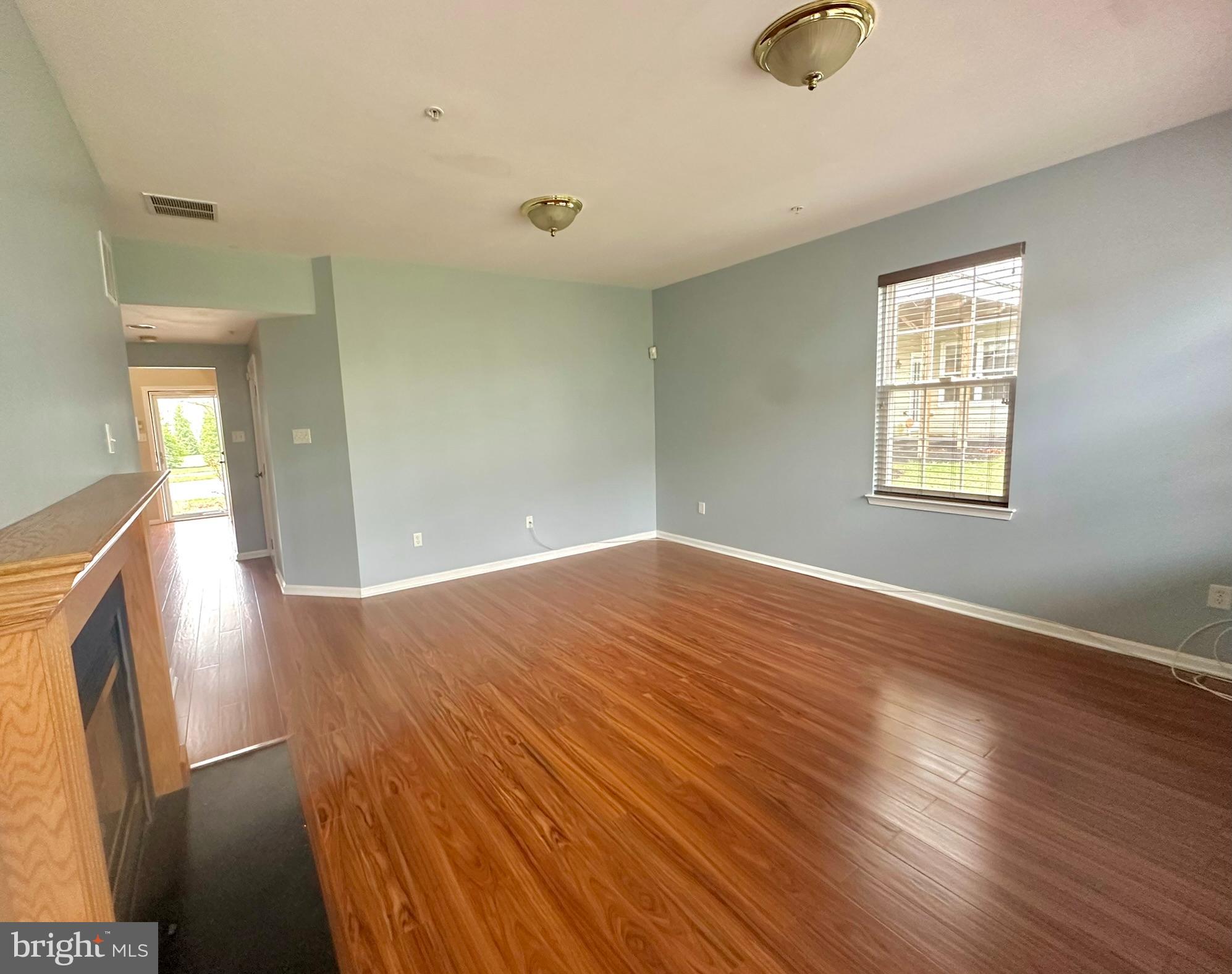 EMERSON - Residential