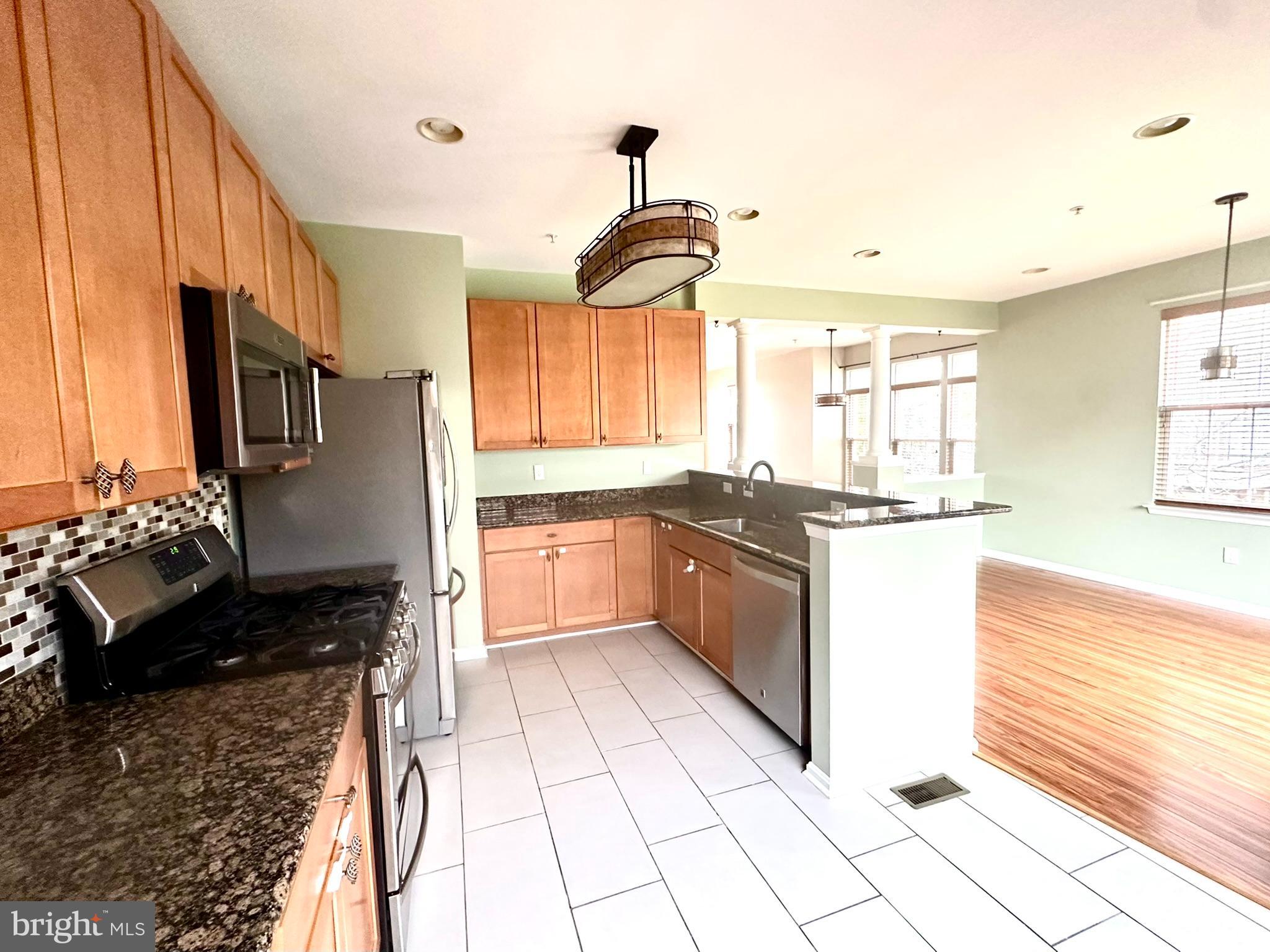 EMERSON - Residential