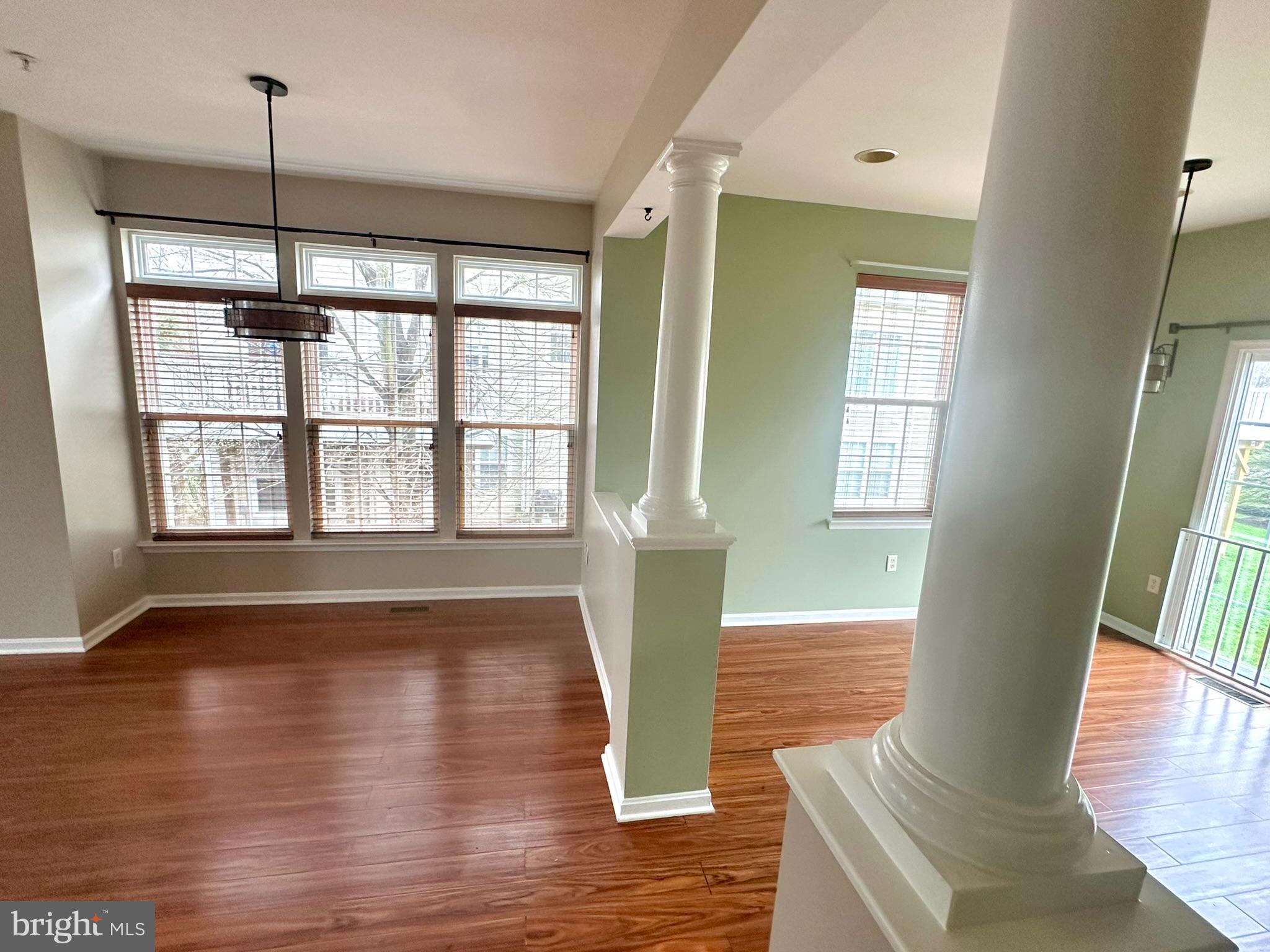 EMERSON - Residential