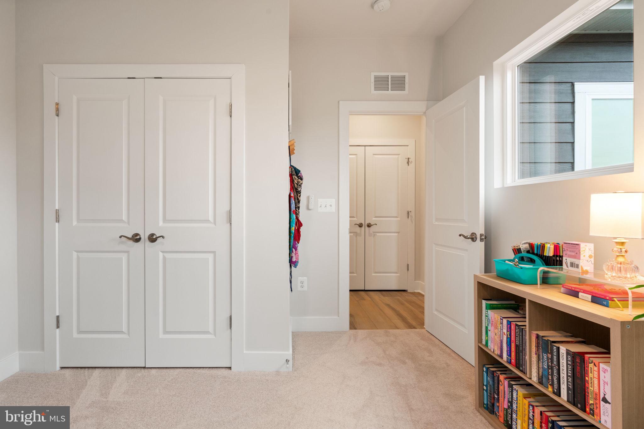 POTOMAC SHORES - Residential