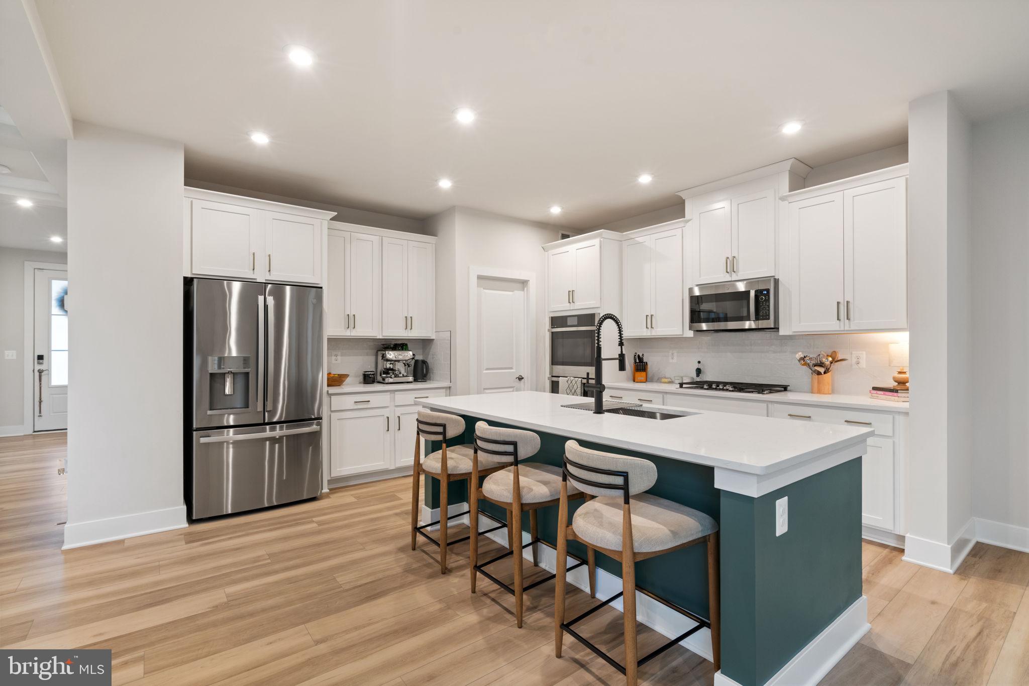 POTOMAC SHORES - Residential