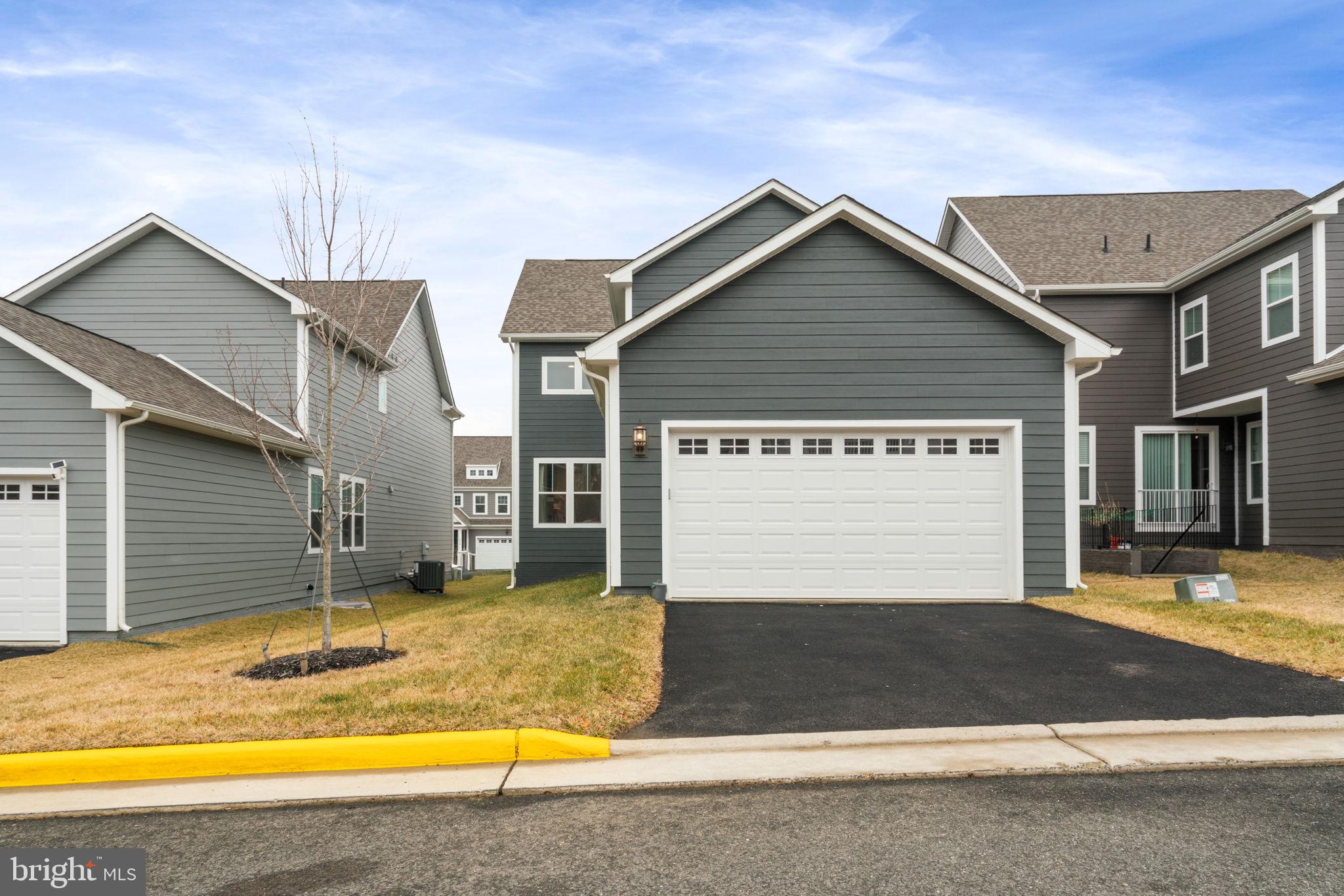 POTOMAC SHORES - Residential