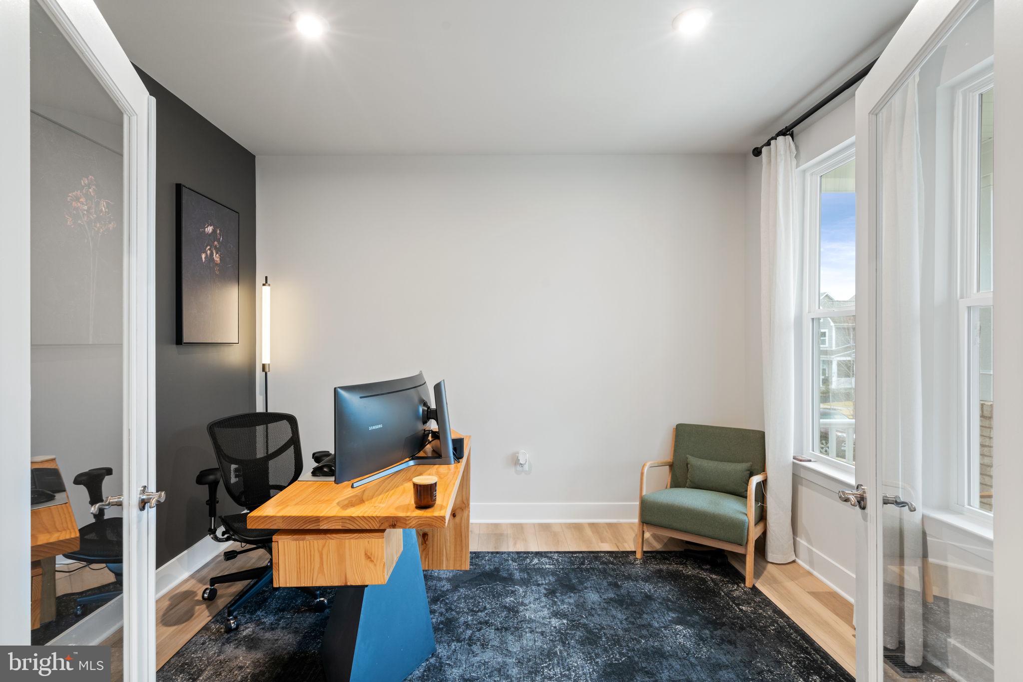 POTOMAC SHORES - Residential