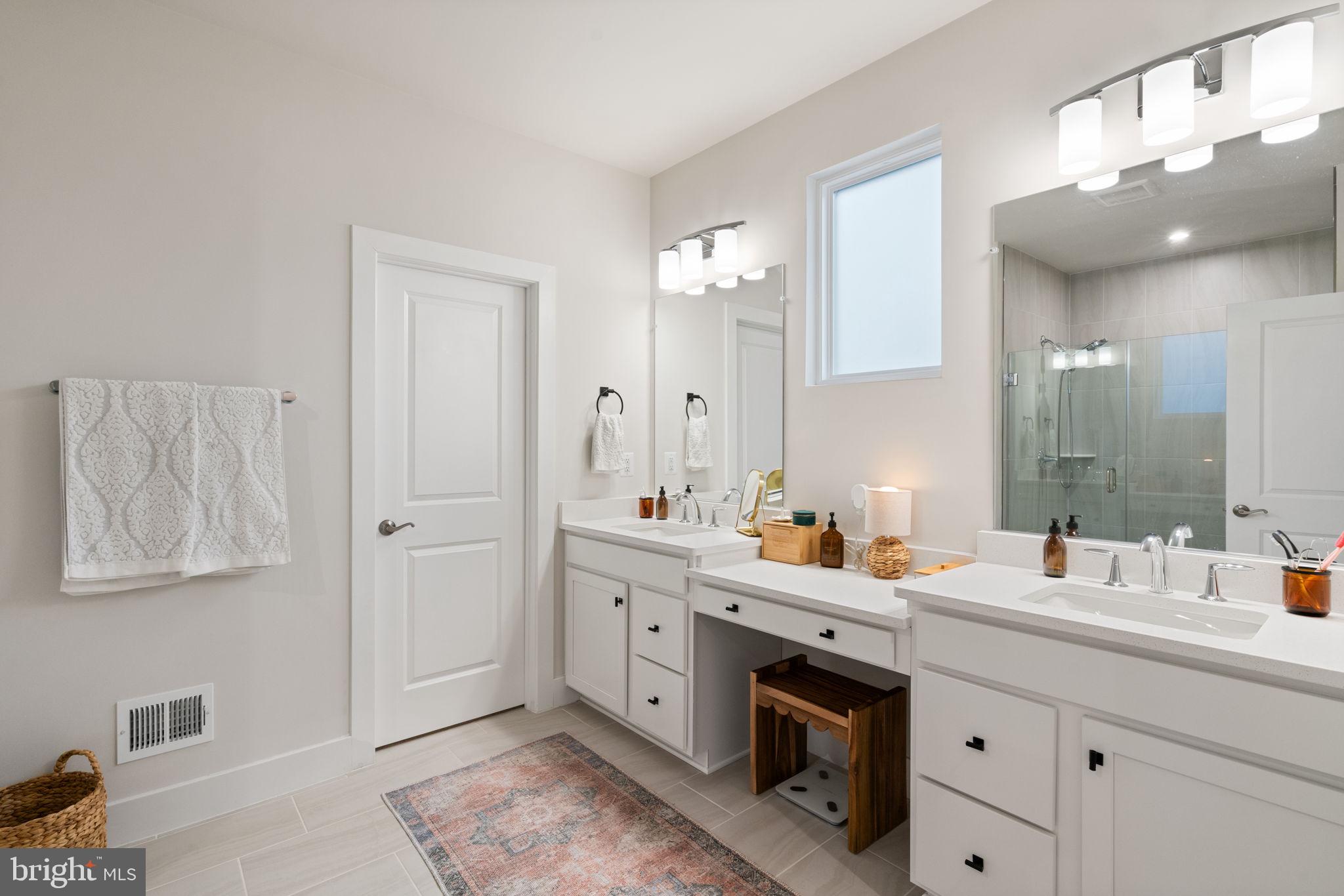 POTOMAC SHORES - Residential