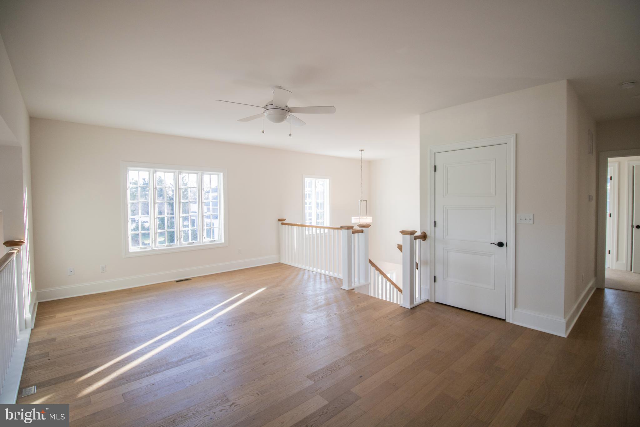 COLUMBIA PLACE - Residential