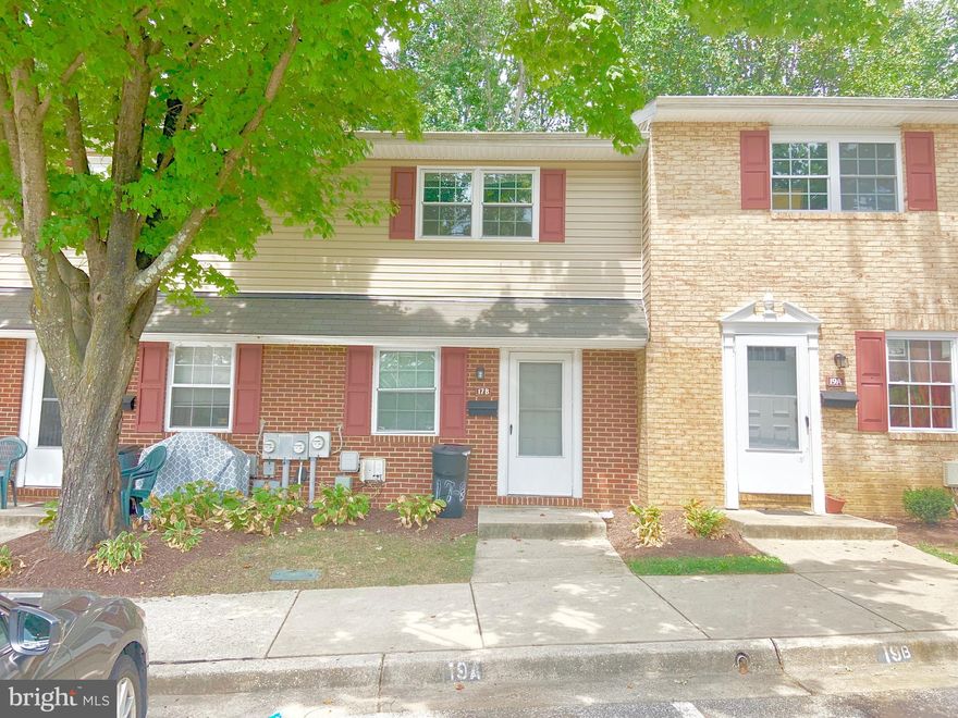 Quaint 2 bed/1.5 bath townhouse in beautiful Annapolis! Walk inside to a bright living room with updated laminate floors and a nice neutral-colored room. Enjoy your dining room and kitchen combo with plenty of cabinet/counter space, a dishwasher, and a stackable washer/dryer for added convenience. There is also a half bath downstairs. Upstairs you will find two spacious bedrooms with new carpeting and spacious closets. The two bedrooms also have a full bath with a tub/shower combo!

  Minutes from downtown historic Annapolis!

  Plenty of shopping and dining options minutes from the home! 

  Easy commute to SR450, SR2, and SR50!

Sorry, no pets!

Application Qualifications: Minimum income of 3 times the monthly rent, no evictions or recent filings, current accounts in good standing, and a clean criminal background check.

All Bay Management Group residents are automatically enrolled in the Resident Benefits Package (RBP) for $39.95/month, which includes renters insurance, credit building to help boost your credit score with timely rent payments, $1M Identity Protection, HVAC air filter delivery (for applicable properties), move-in concierge service making utility connection and home service setup a breeze during your move-in, our best-in-class resident rewards program, and much more! The Resident Benefits Package is a voluntary program and may be terminated at any time, for any reason, upon thirty (30) days’ written notice. Tenants that do not upload their own renters insurance to the Tenant portal 5 days prior to move in will be automatically included in the RBP and the renters insurance program. More details upon application.