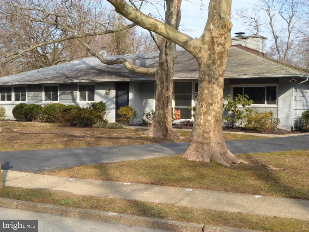 301 Glenway Road, Glenside, PA 19038