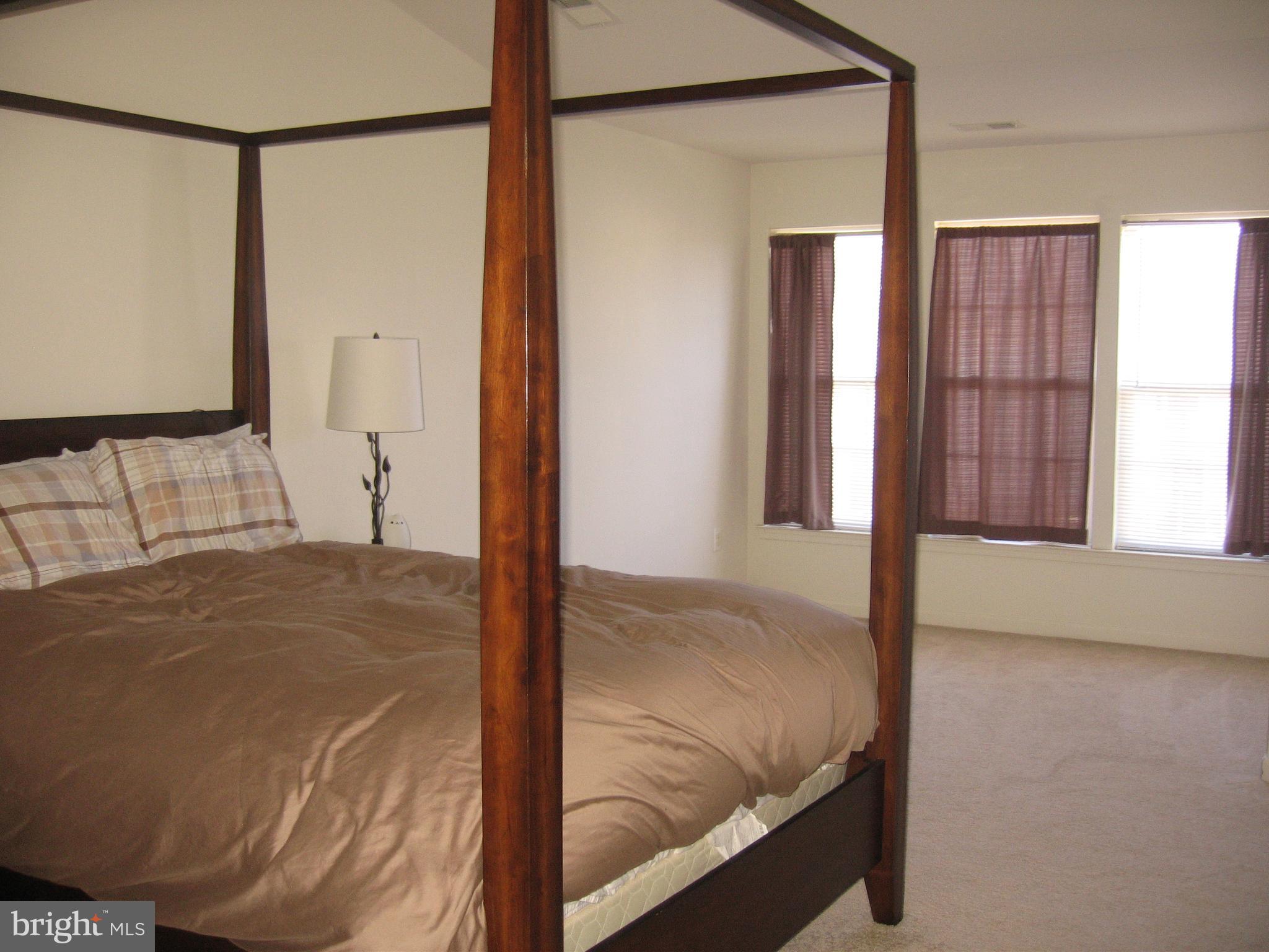 LAKELAND PLACE - Residential