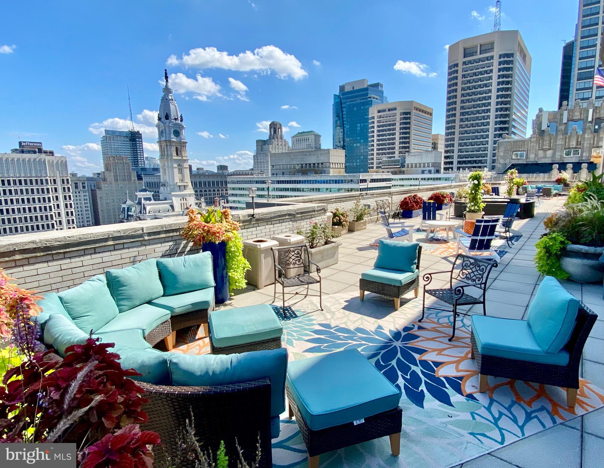 LOGAN SQUARE - Residential Lease