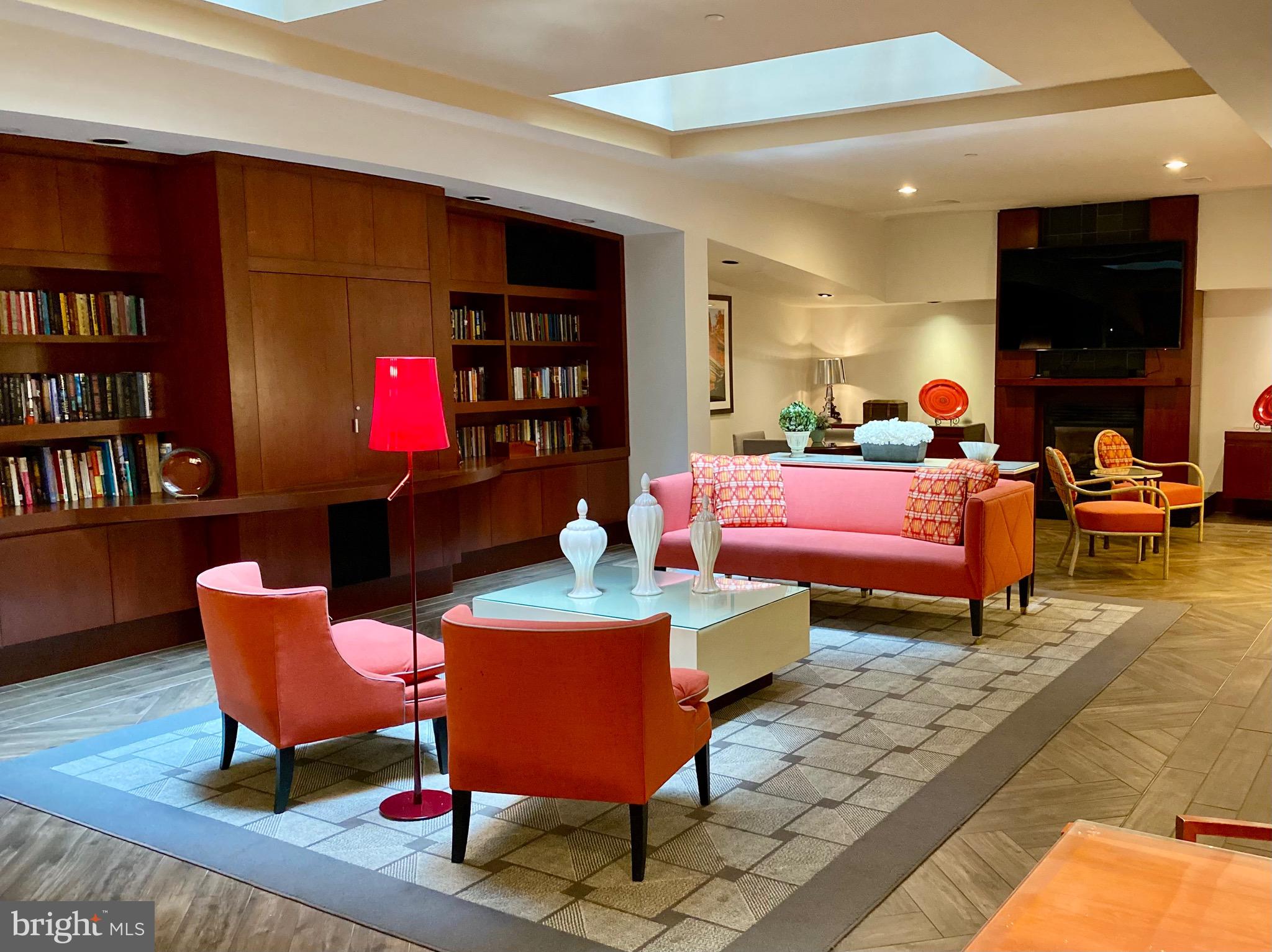 LOGAN SQUARE - Residential Lease