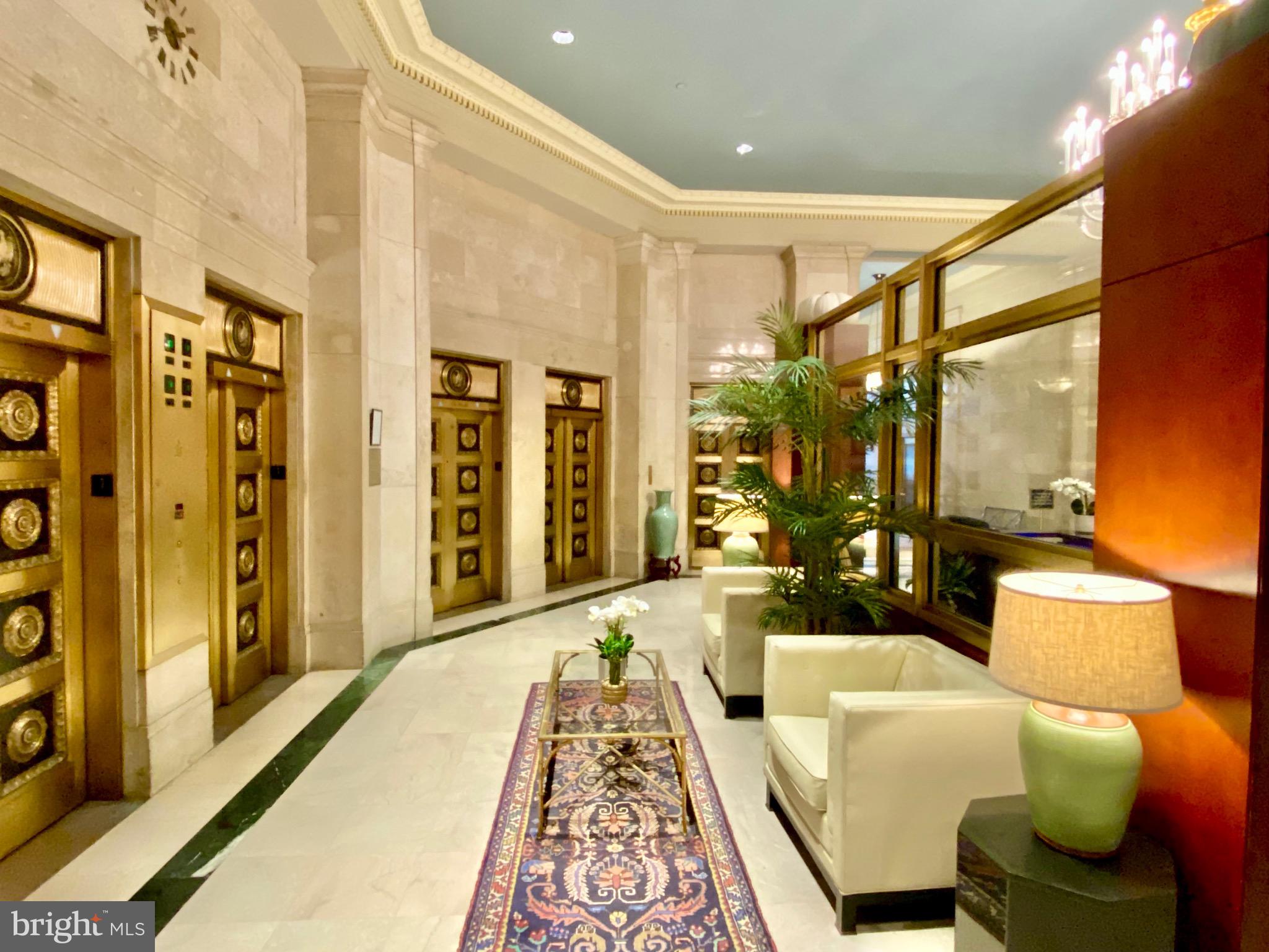 LOGAN SQUARE - Residential Lease