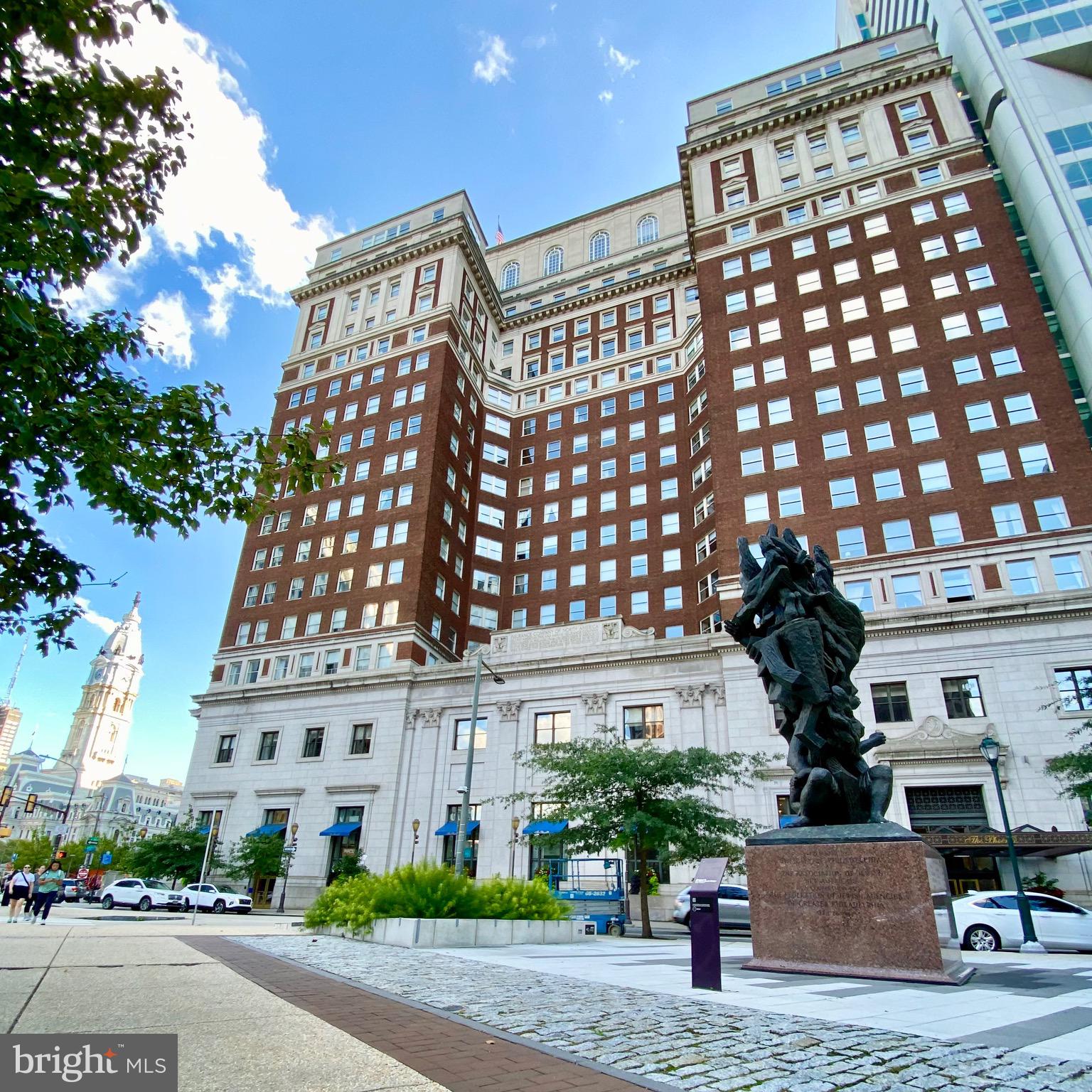 LOGAN SQUARE - Residential Lease