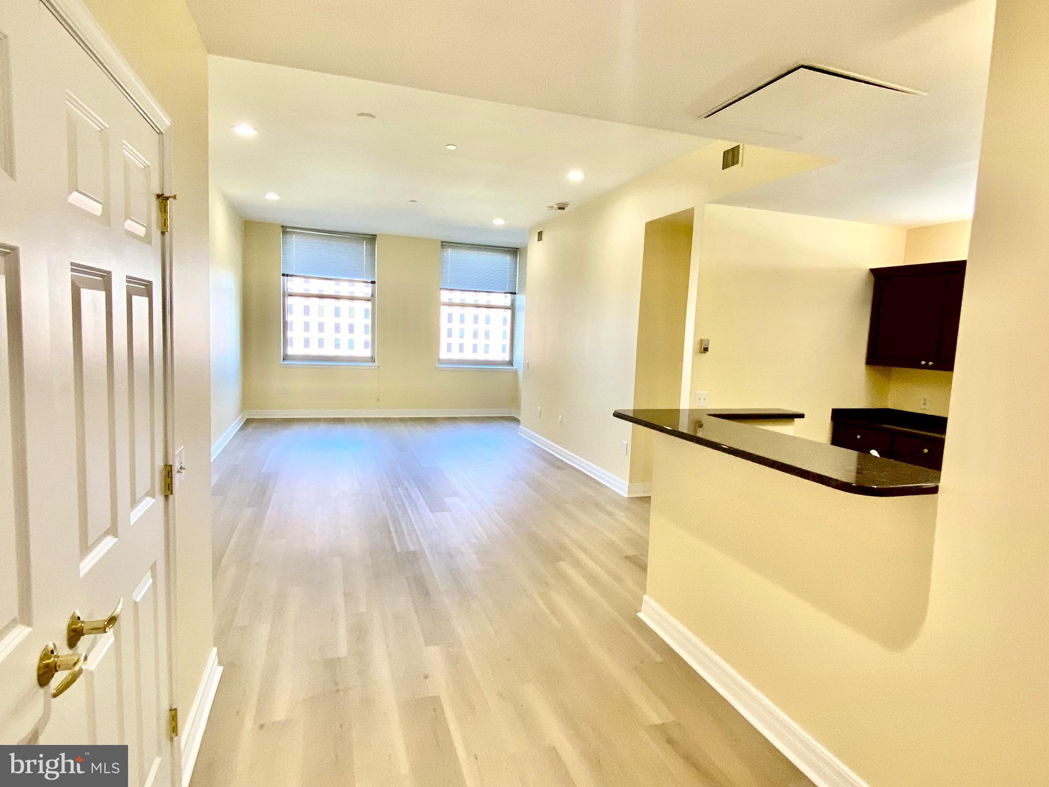 LOGAN SQUARE - Residential Lease