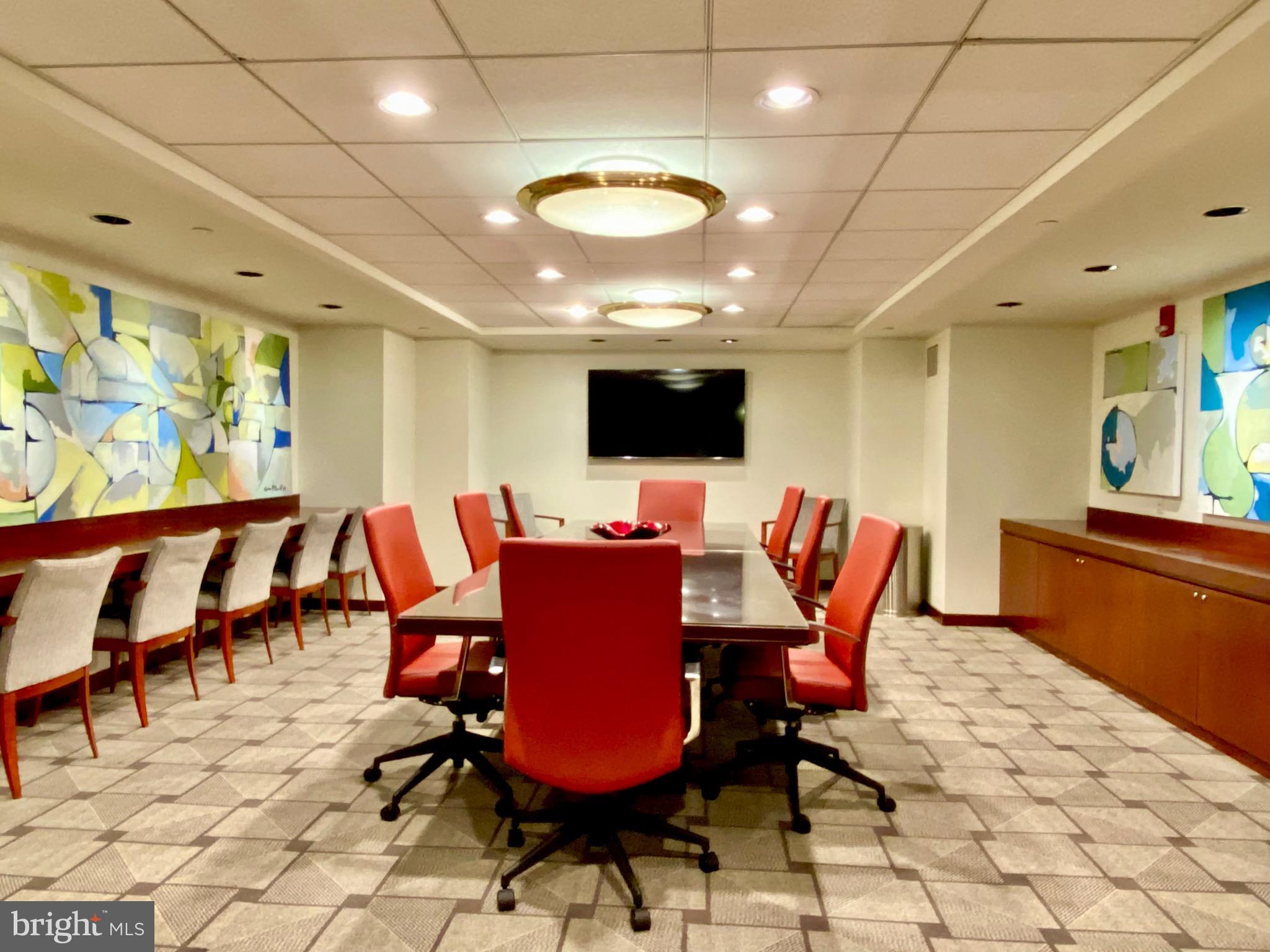 LOGAN SQUARE - Residential Lease