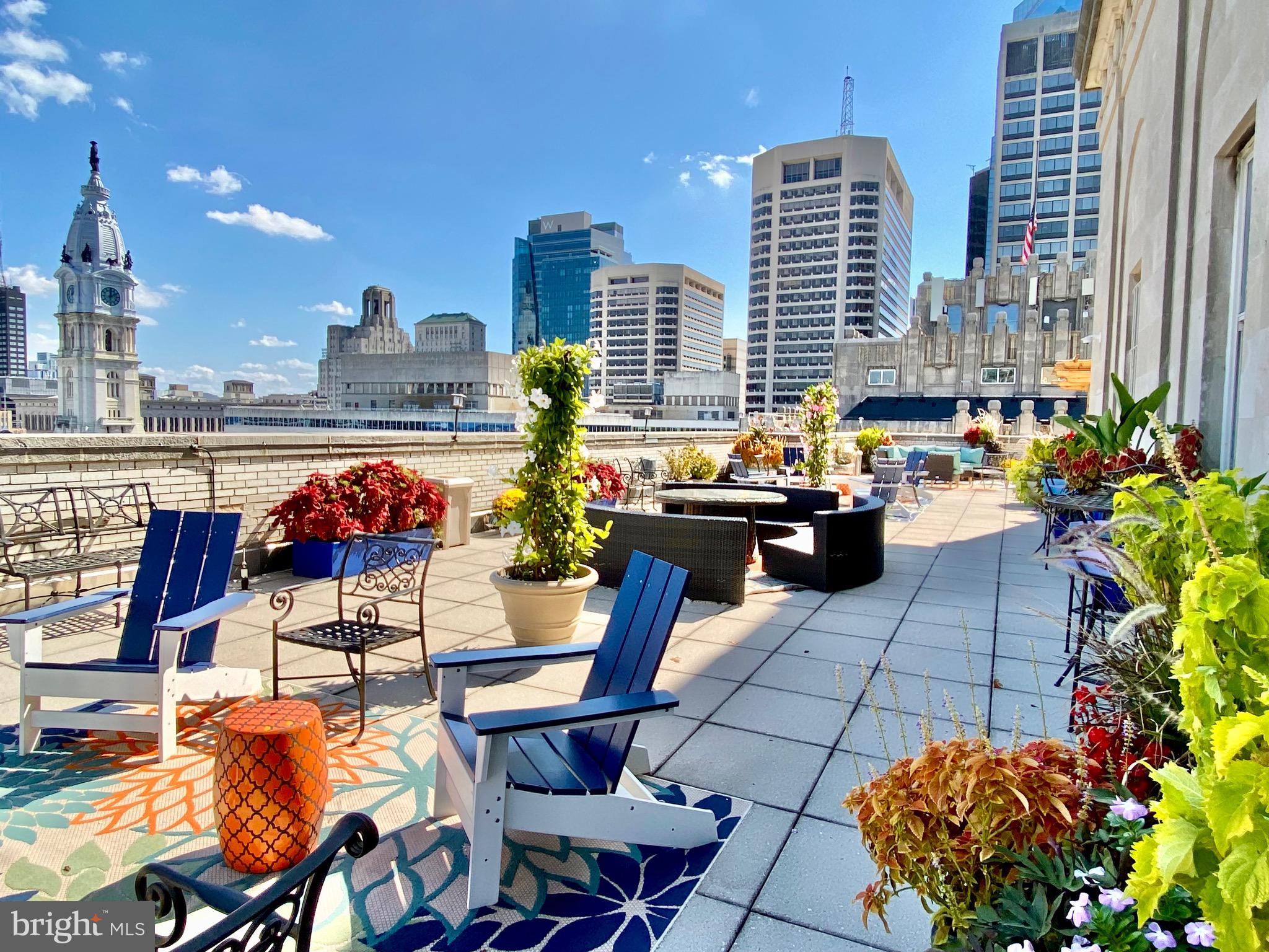 LOGAN SQUARE - Residential Lease